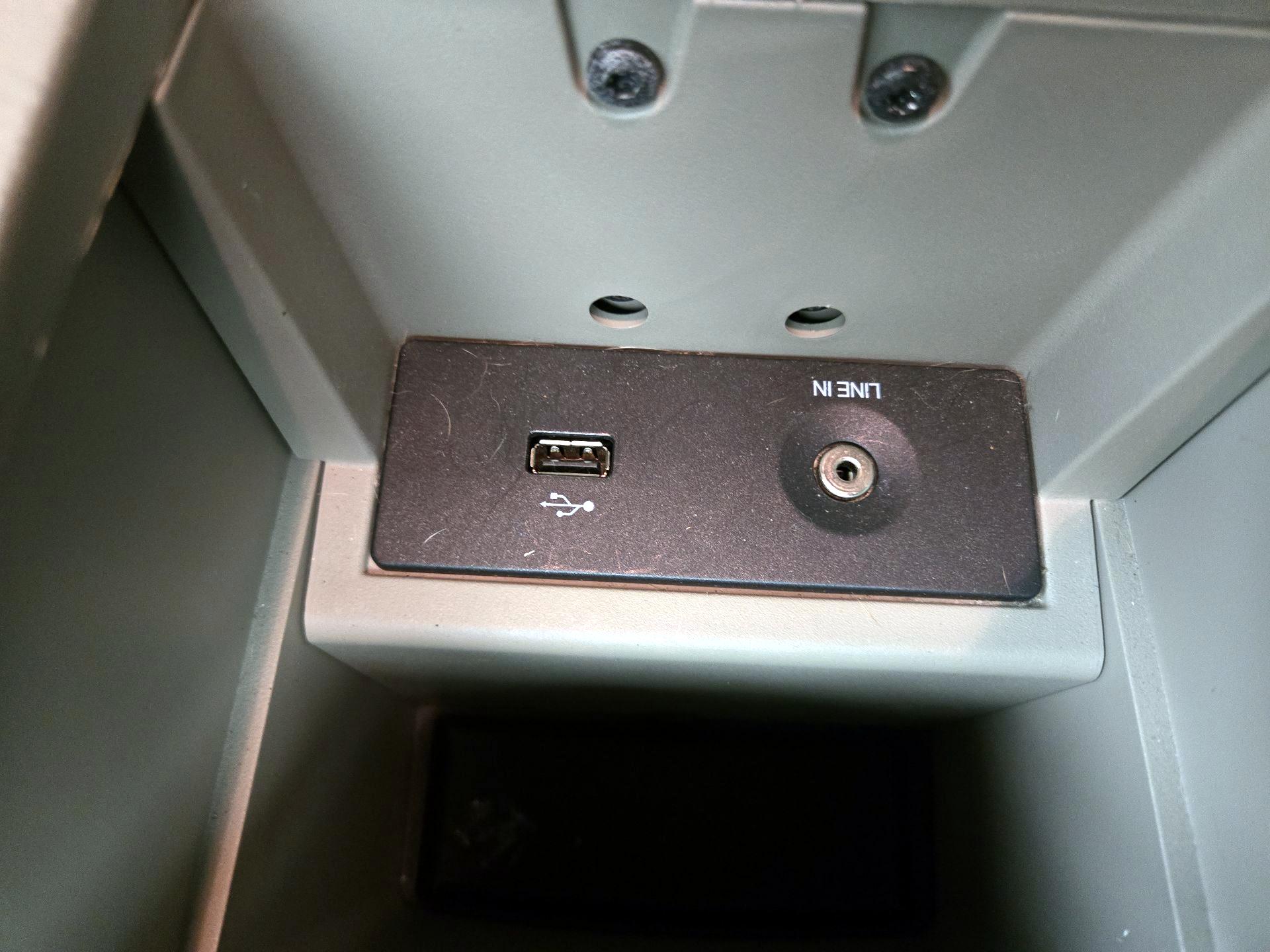 Thumbnail: 2014 Ford Focus - 17