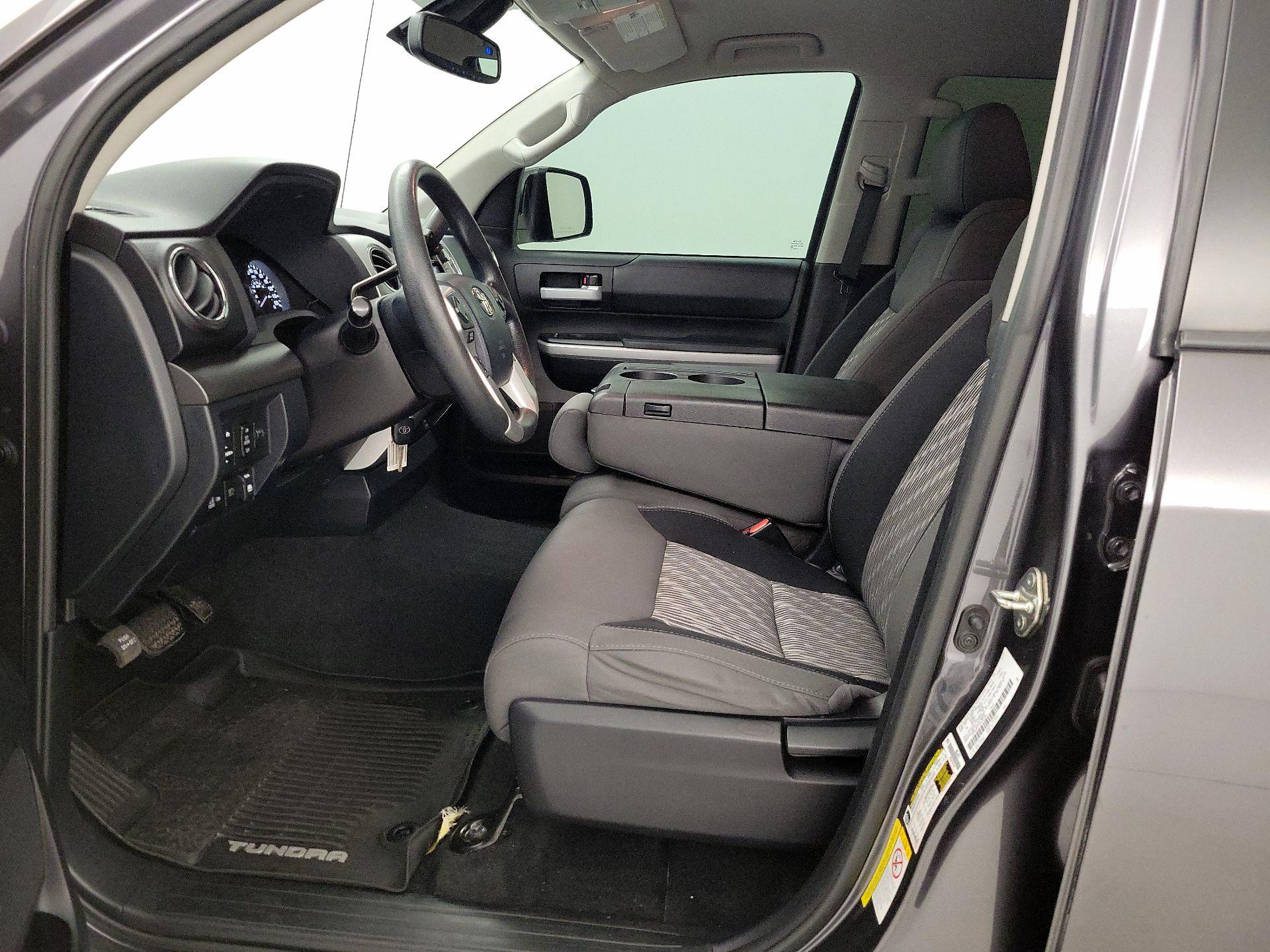 Thumbnail: 2019 Toyota Tundra - 11