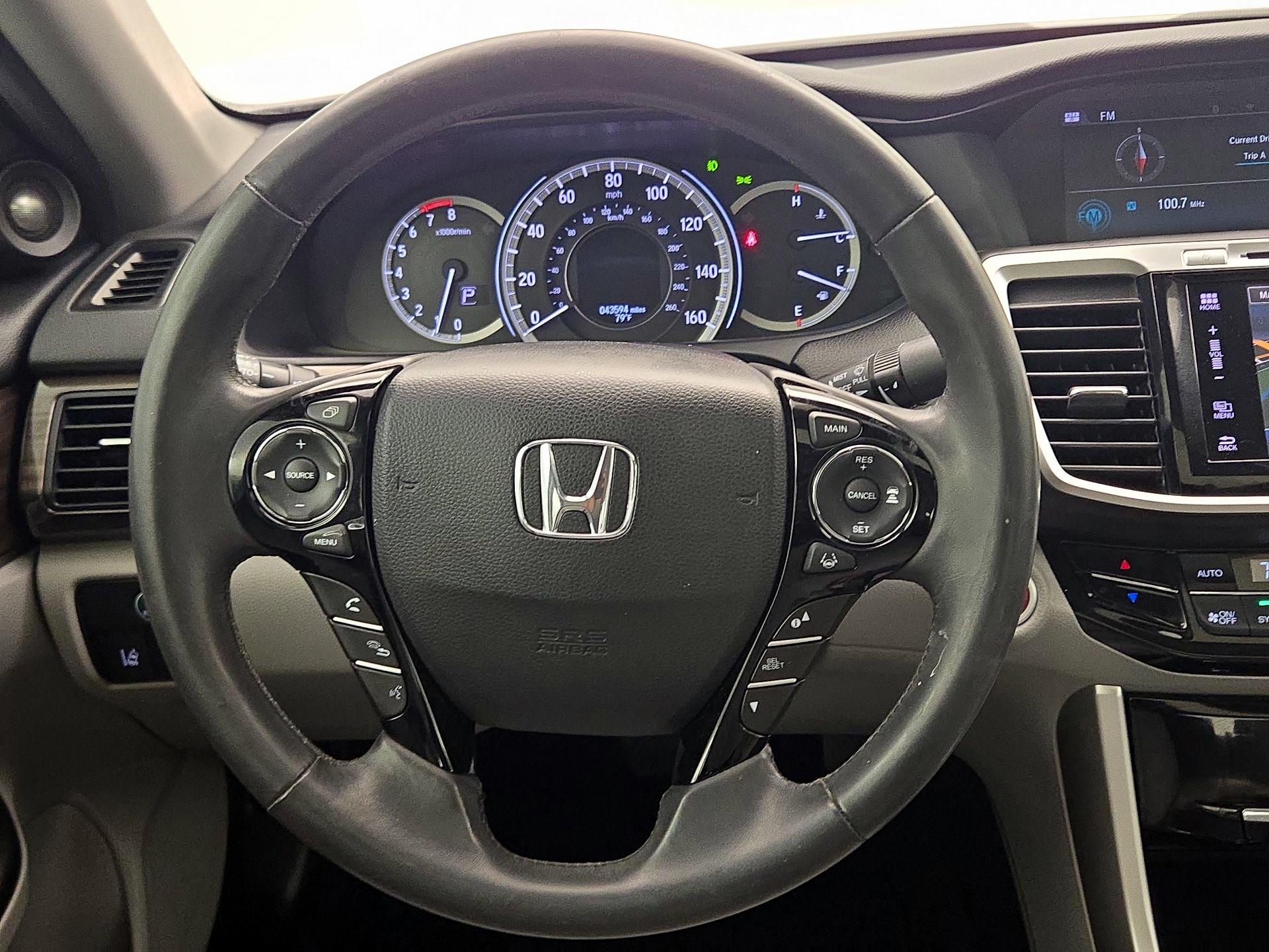 Thumbnail: 2016 Honda Accord - 10