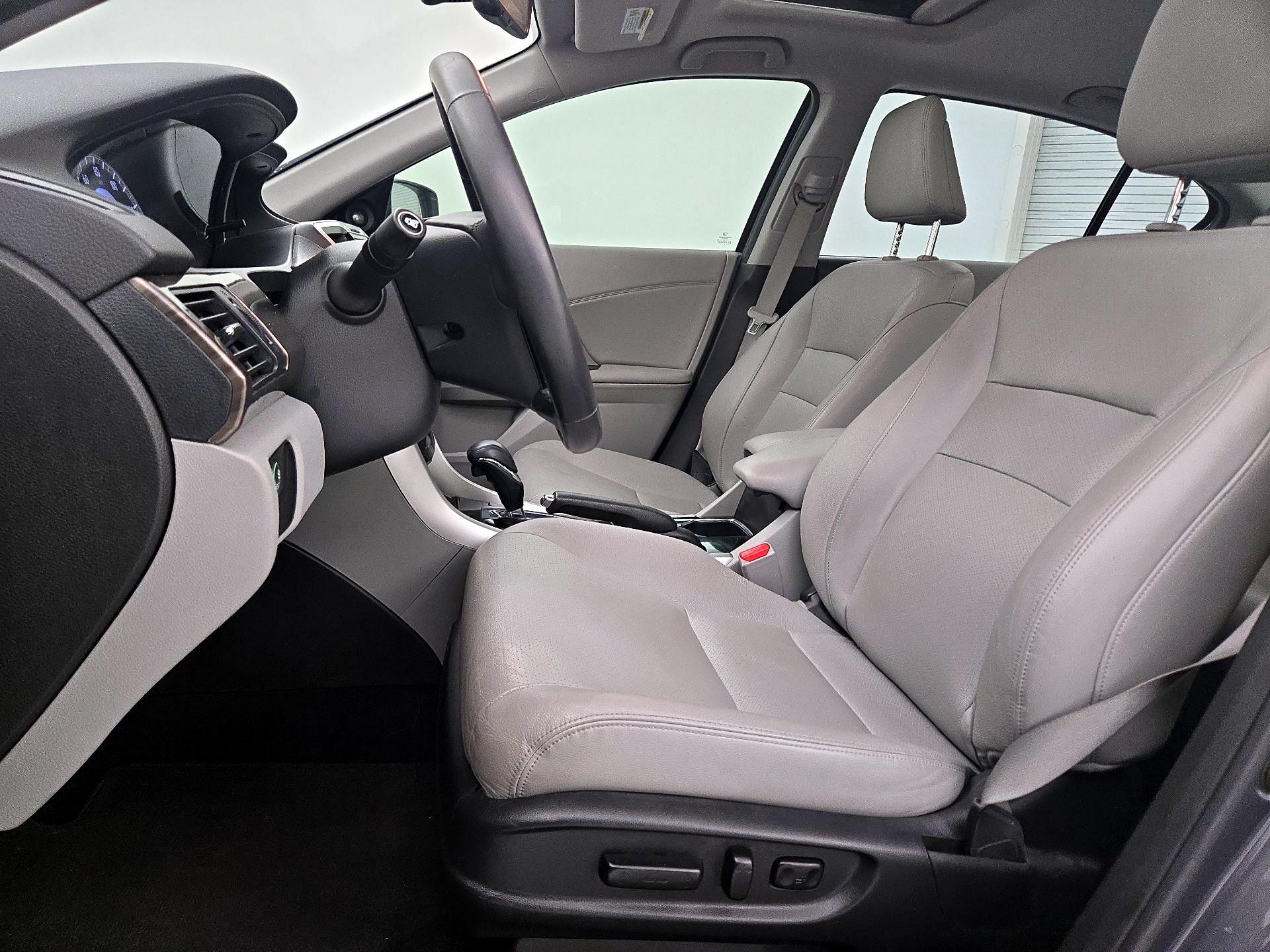 Thumbnail: 2016 Honda Accord - 11