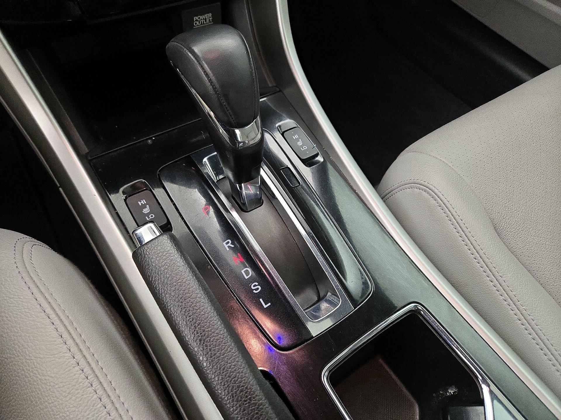 Thumbnail: 2016 Honda Accord - 18