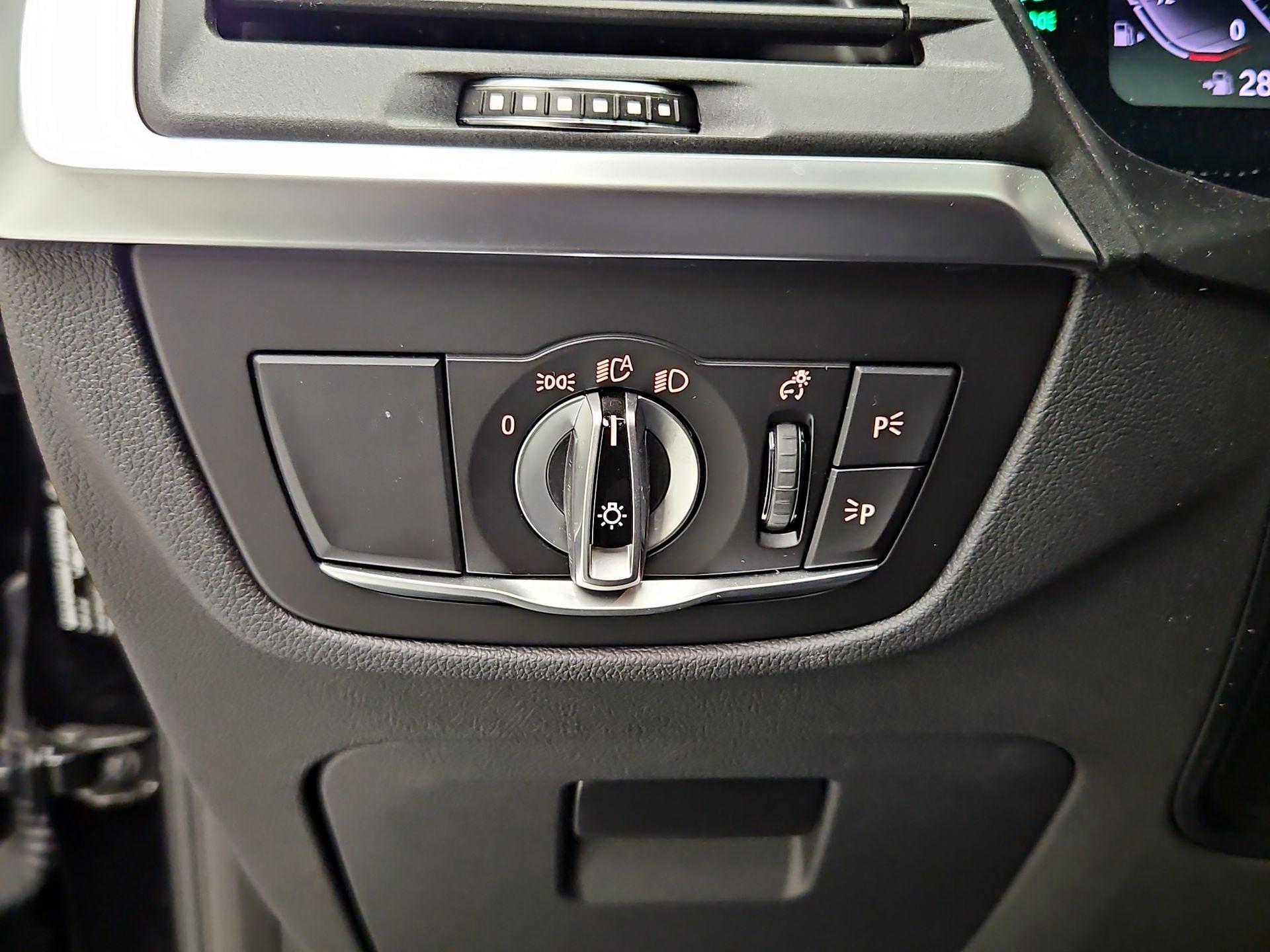 Thumbnail: 2022 BMW X3 - 13