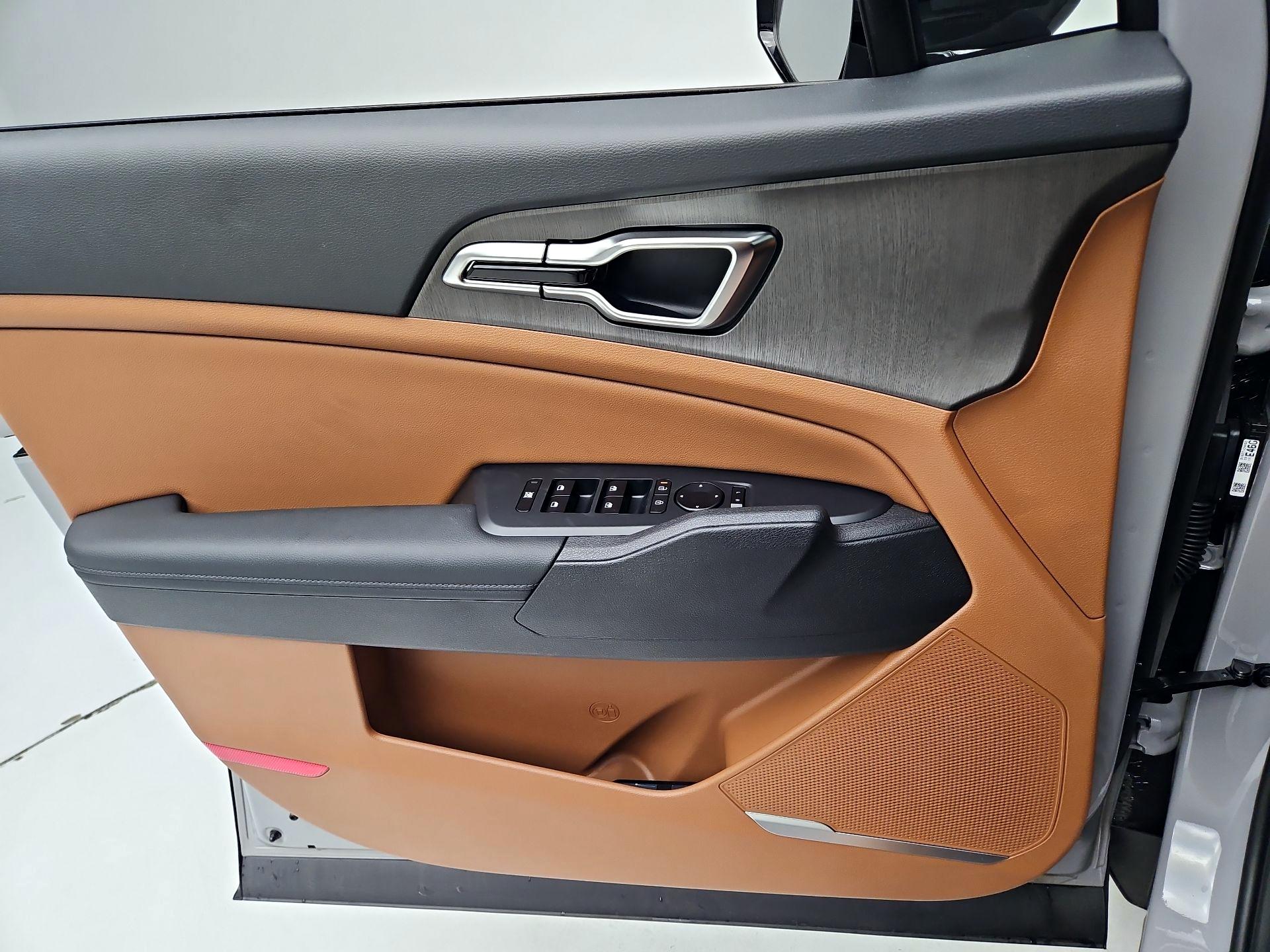 Thumbnail: 2026 Kia Sportage - 12