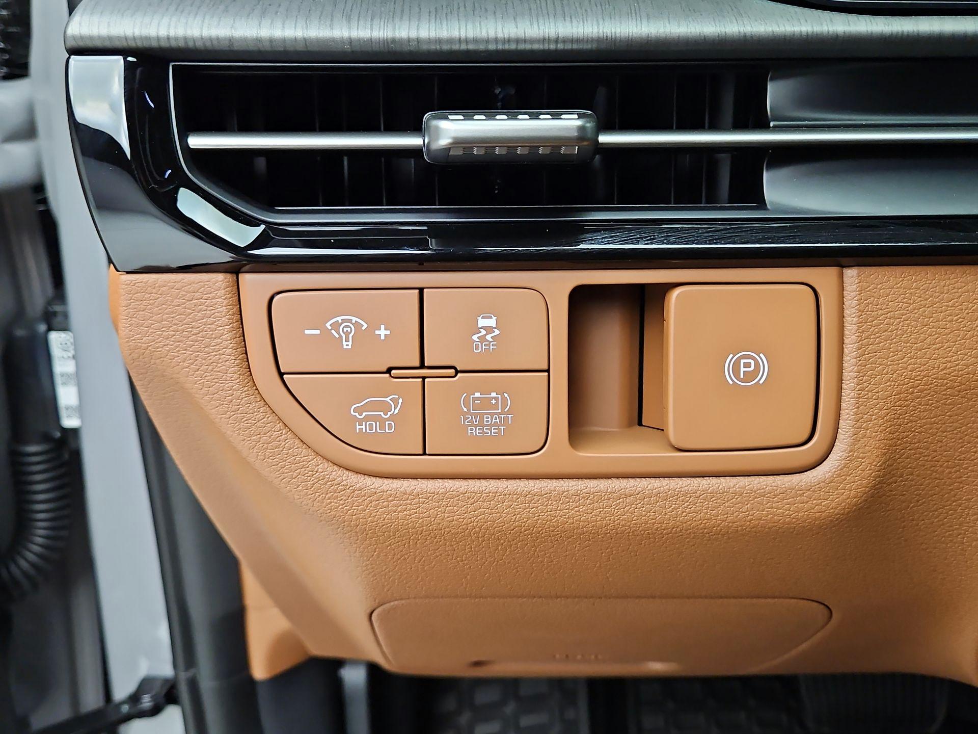 Thumbnail: 2026 Kia Sportage - 13