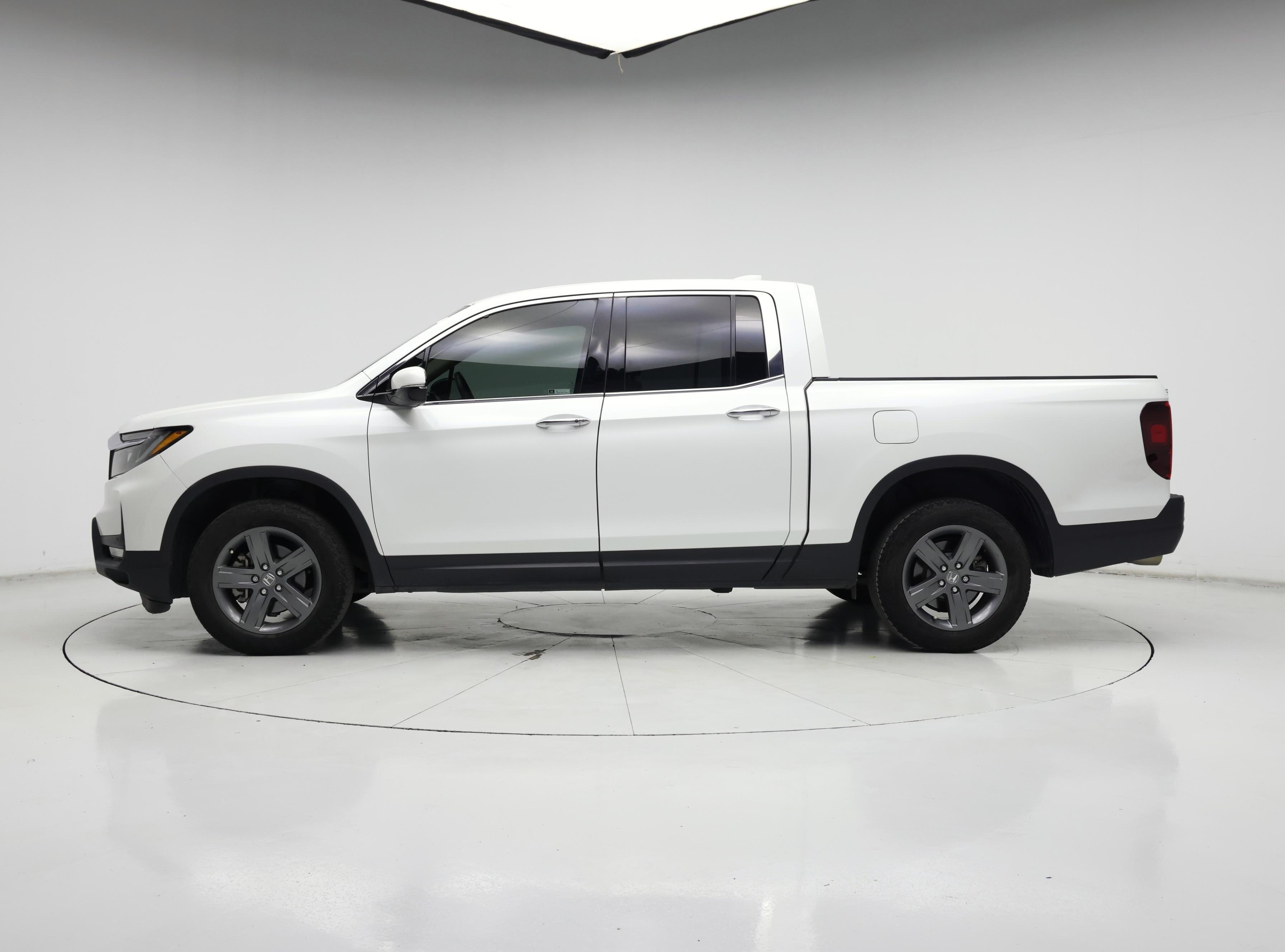 Thumbnail: 2021 Honda Ridgeline - 3