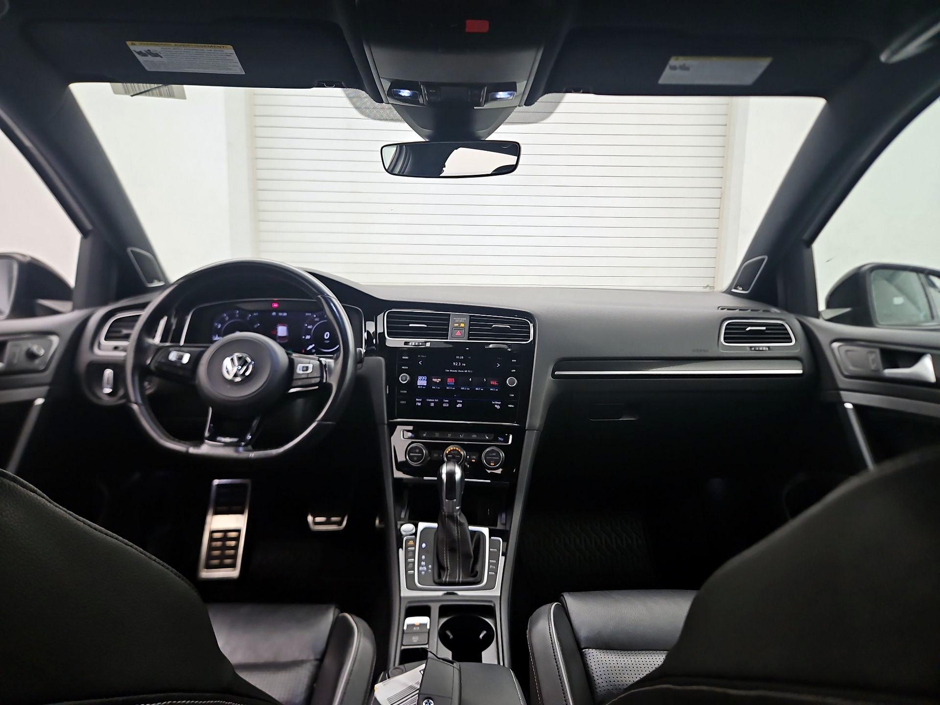 Thumbnail: 2019 Volkswagen Golf - 9