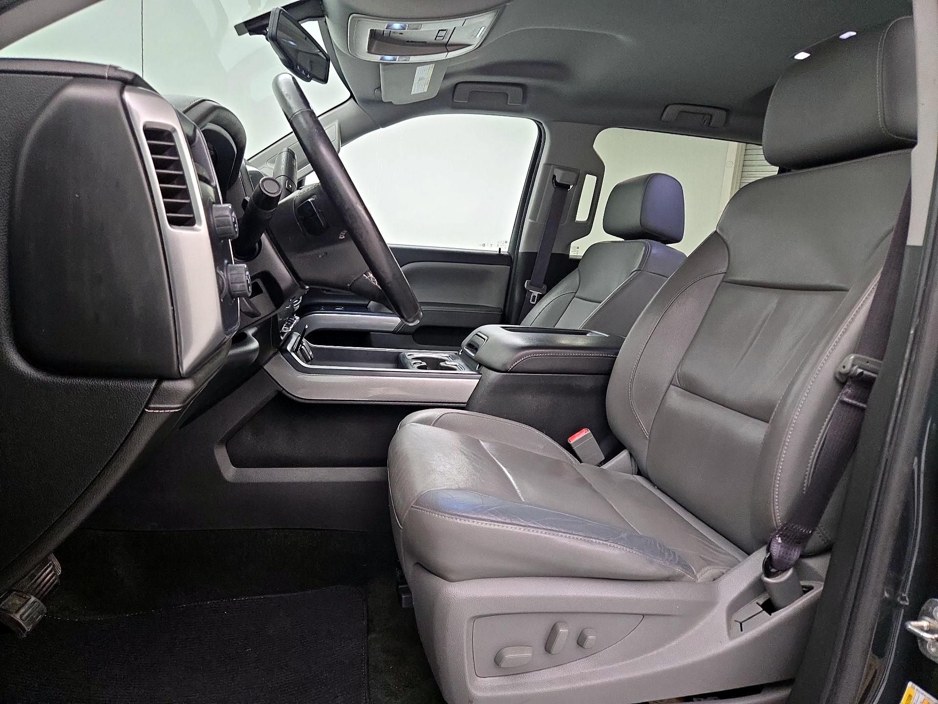 Thumbnail: 2017 Chevrolet Silverado 1500 - 11