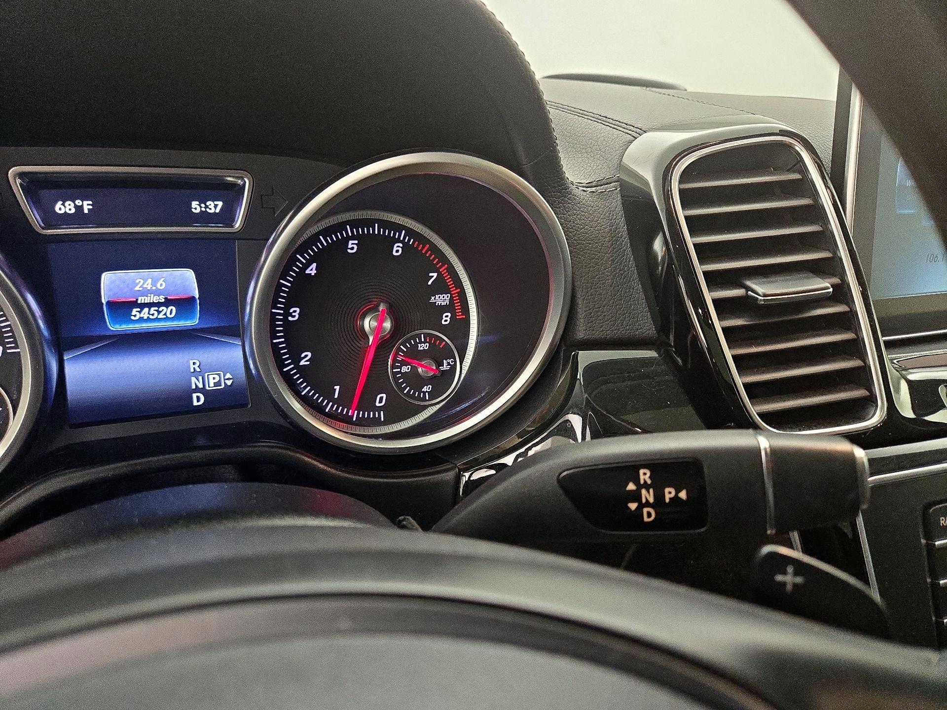 Thumbnail: 2016 Mercedes-Benz GLE - 18