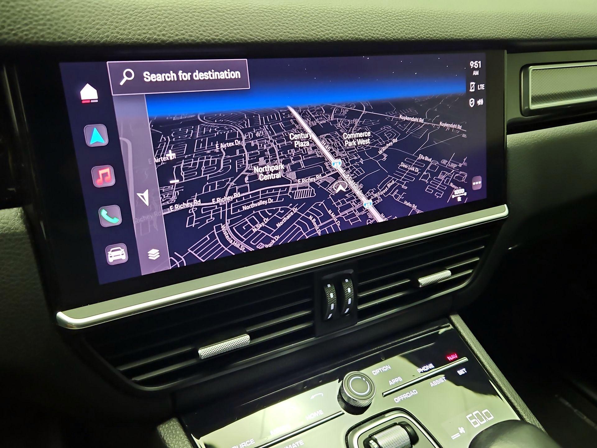 Thumbnail: 2022 Porsche Cayenne - 14