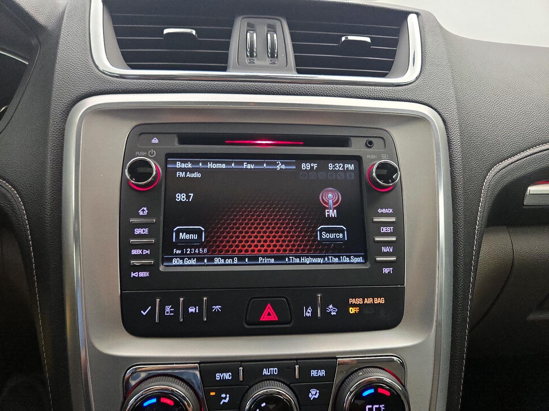 Thumbnail: 2016 GMC Acadia - 15