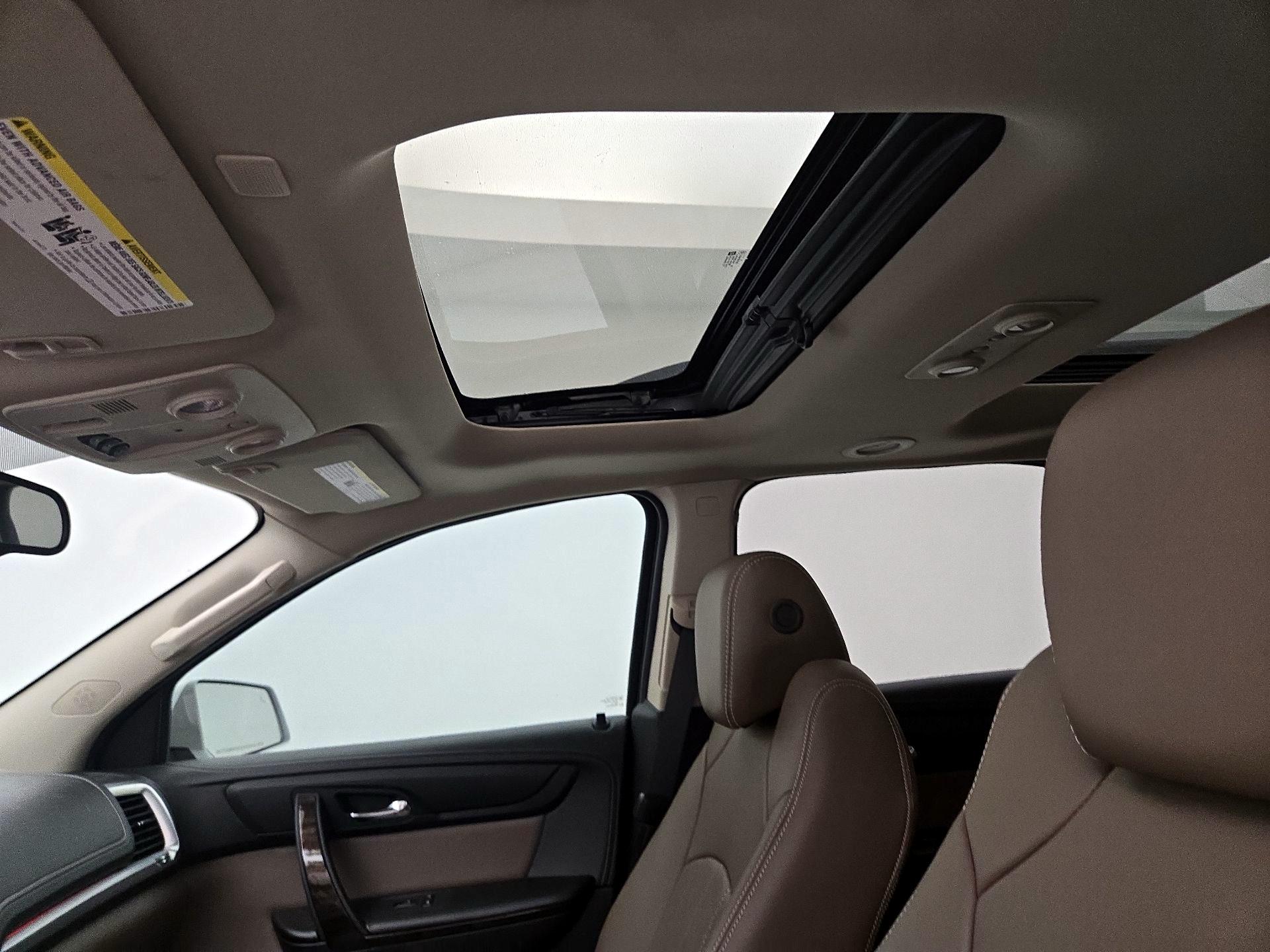 Thumbnail: 2016 GMC Acadia - 19