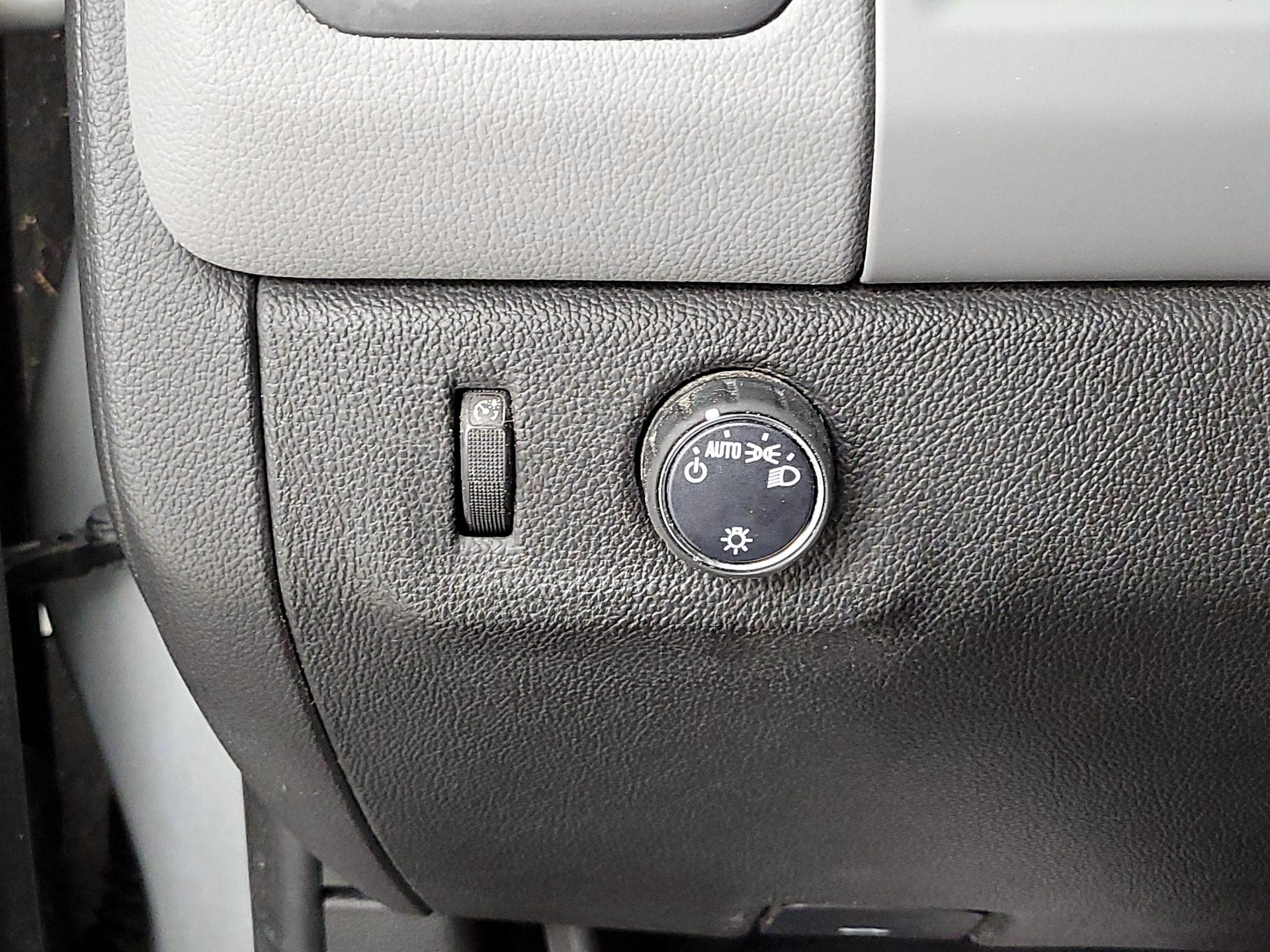 Thumbnail: 2020 Chevrolet Colorado - 13