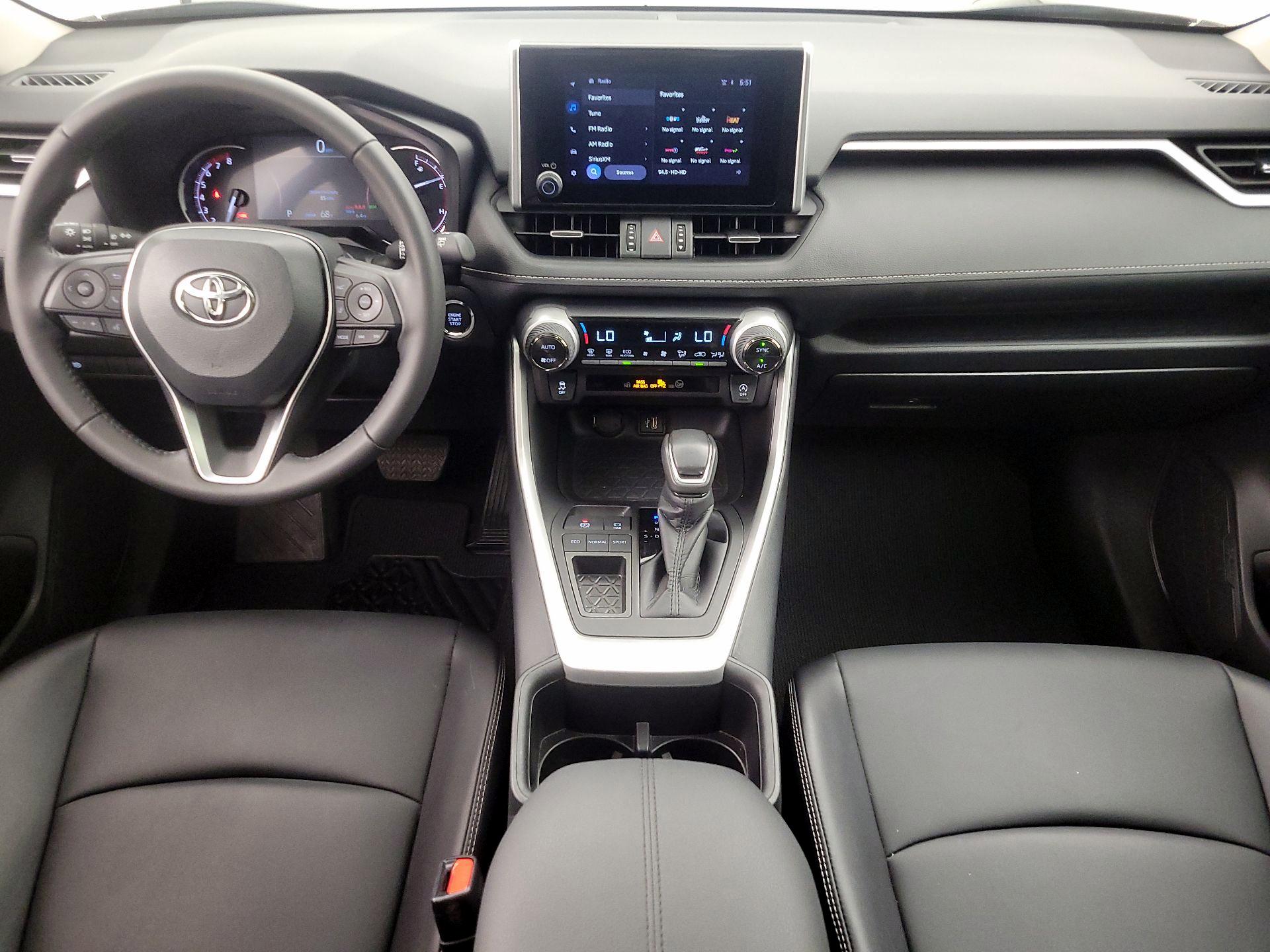 Thumbnail: 2024 Toyota RAV4 - 9