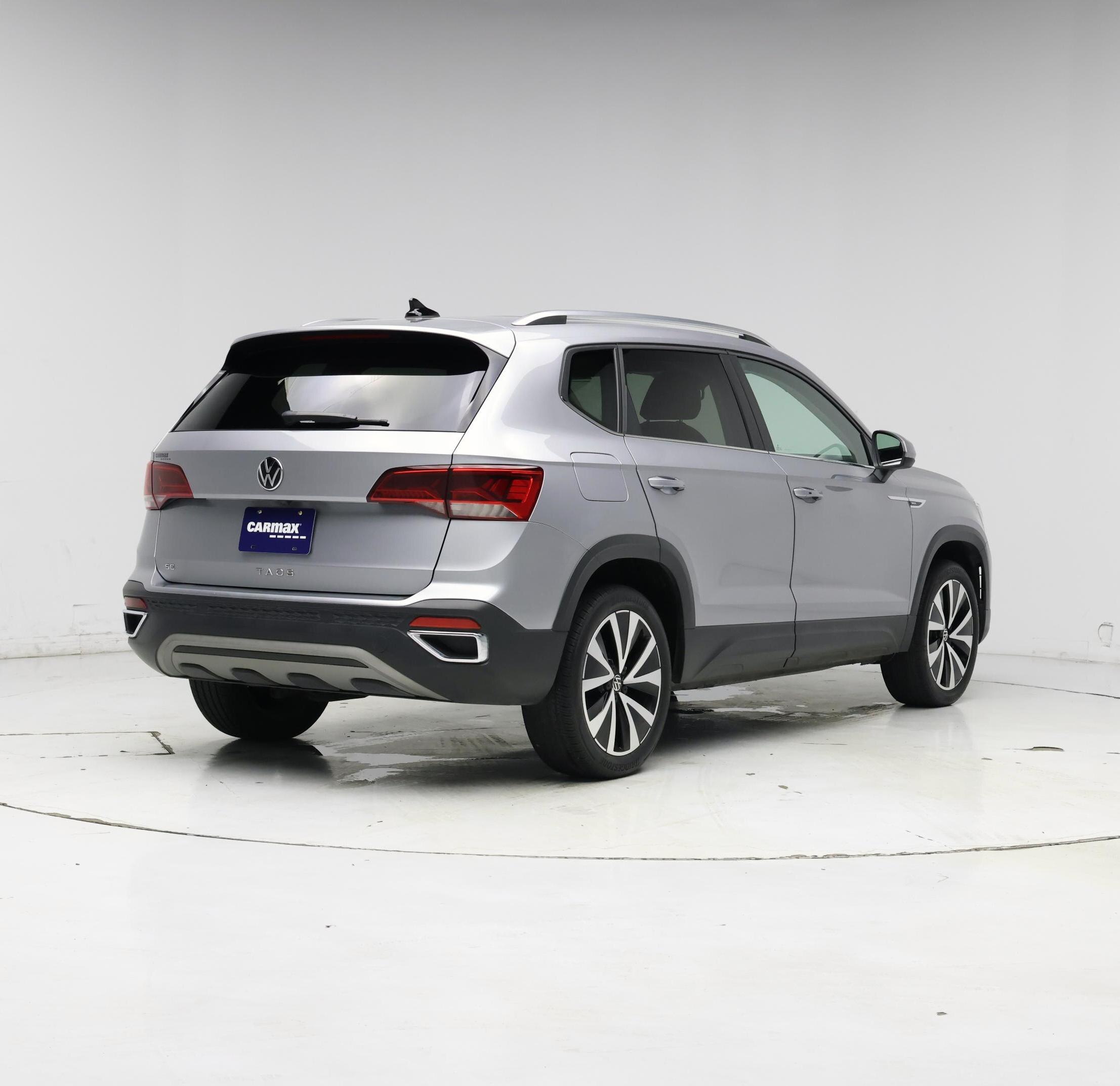 Thumbnail: 2023 Volkswagen Taos - 8