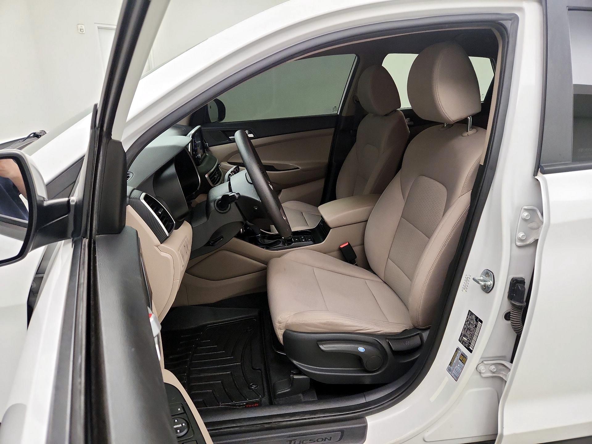 Thumbnail: 2019 Hyundai Tucson - 11