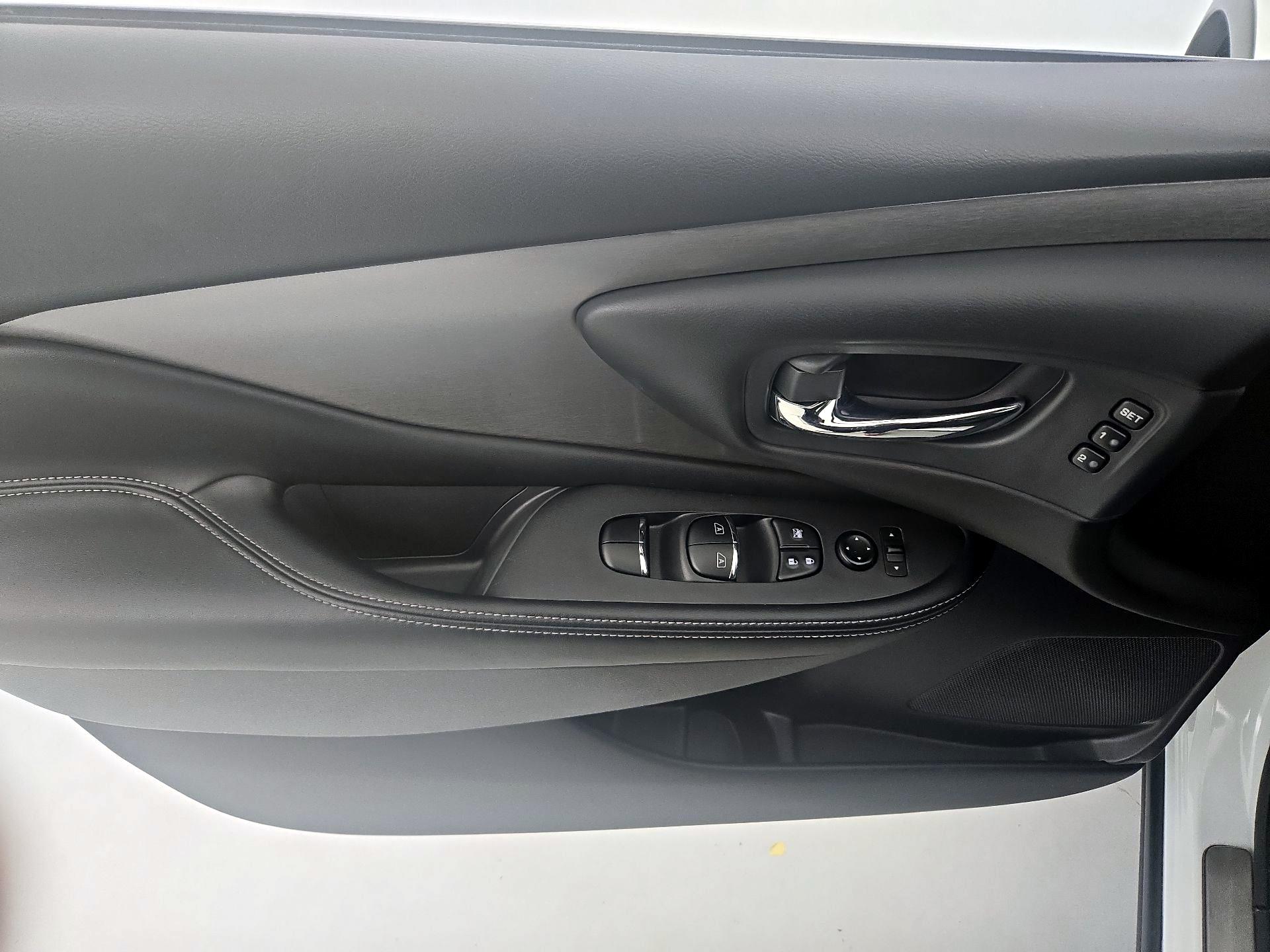 Thumbnail: 2021 Nissan Murano - 12