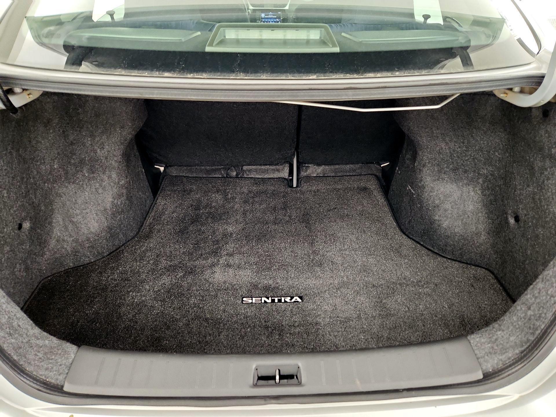 Thumbnail: 2019 Nissan Sentra - 20