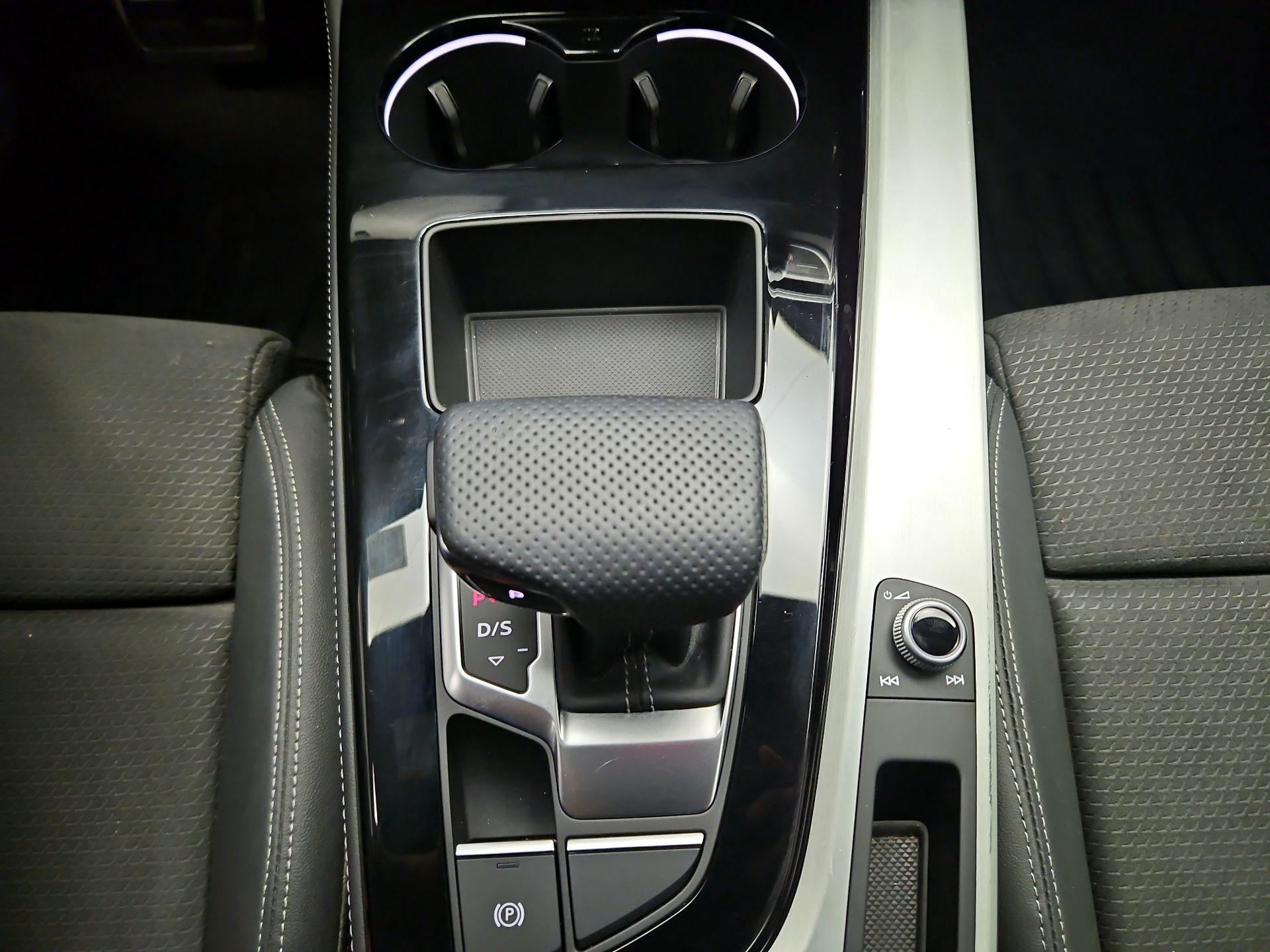 Thumbnail: 2022 Audi A5 - 17