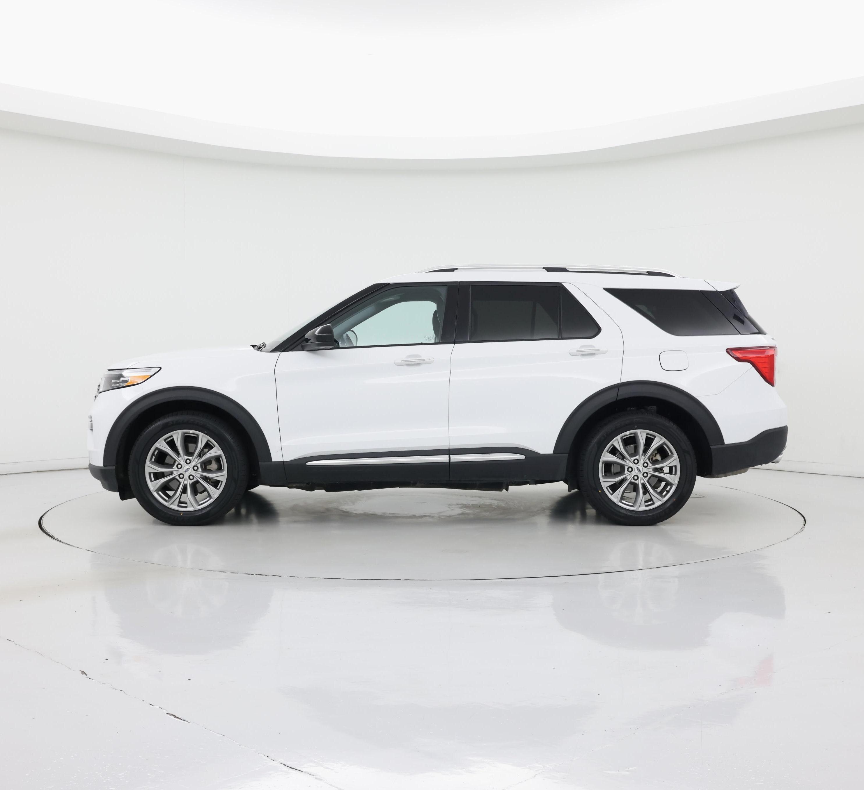 Thumbnail: 2024 Ford Explorer - 3