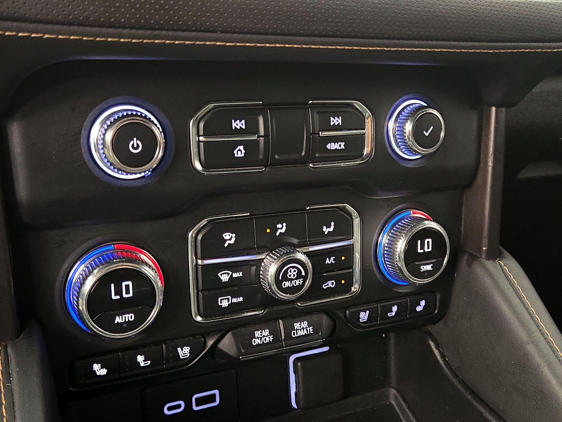 Thumbnail: 2022 GMC Yukon XL - 16