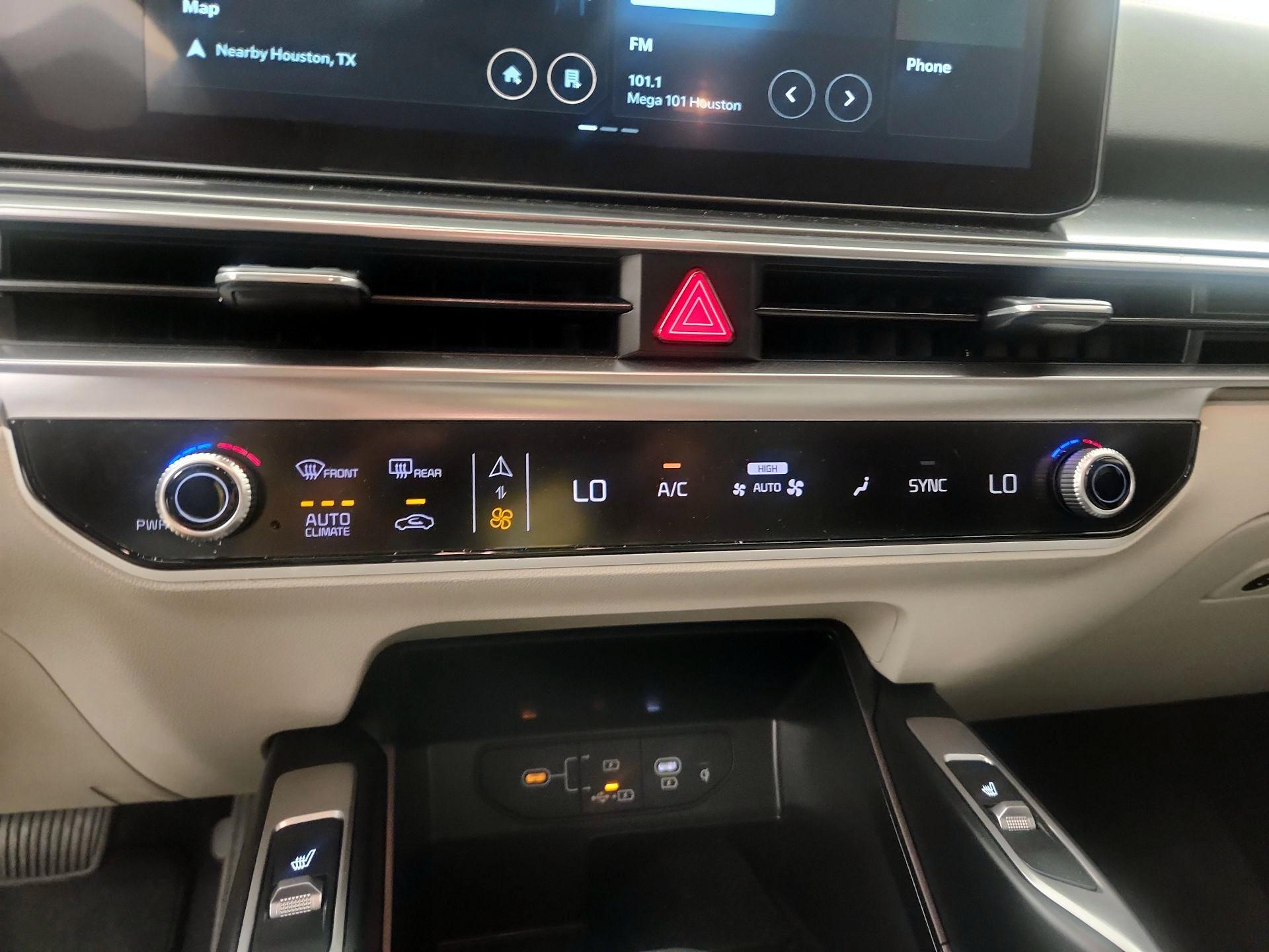 Thumbnail: 2025 Kia Sorento - 15