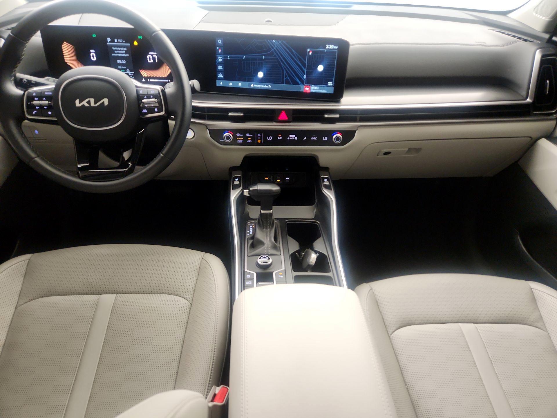 Thumbnail: 2025 Kia Sorento - 8