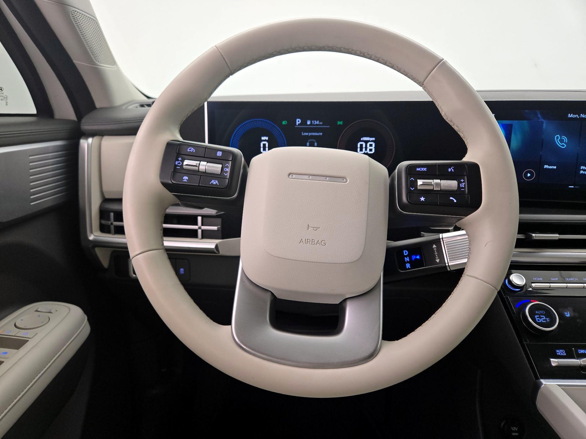 Thumbnail: 2024 Hyundai Santa Fe - 10