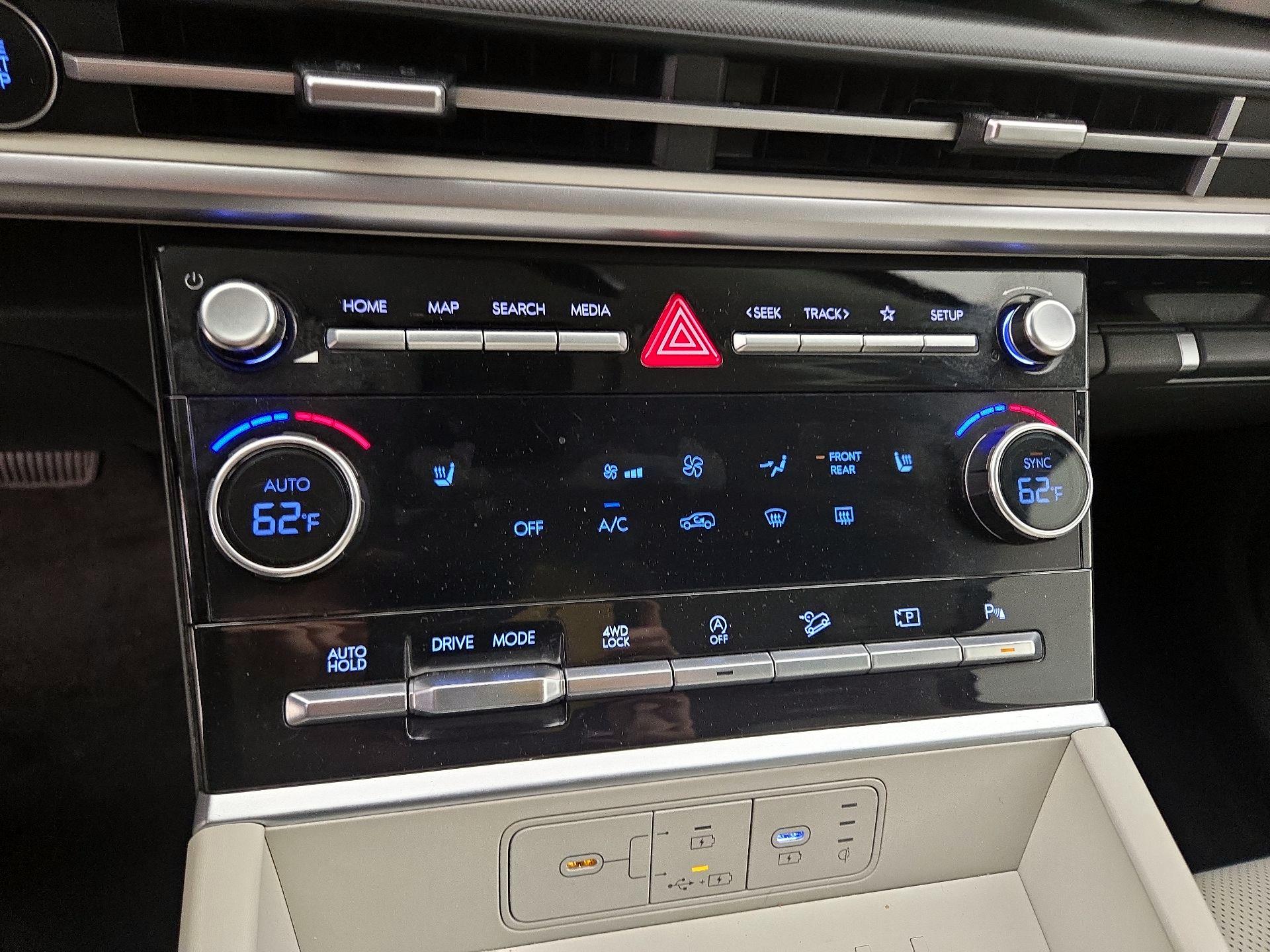 Thumbnail: 2024 Hyundai Santa Fe - 16