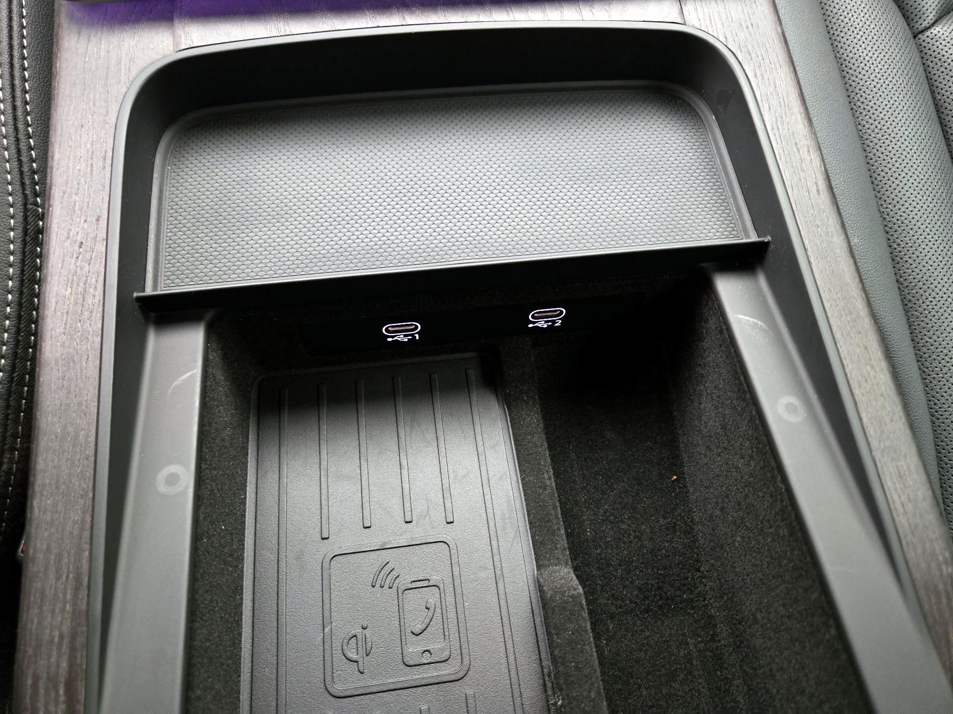 Thumbnail: 2021 Audi Q8 - 19