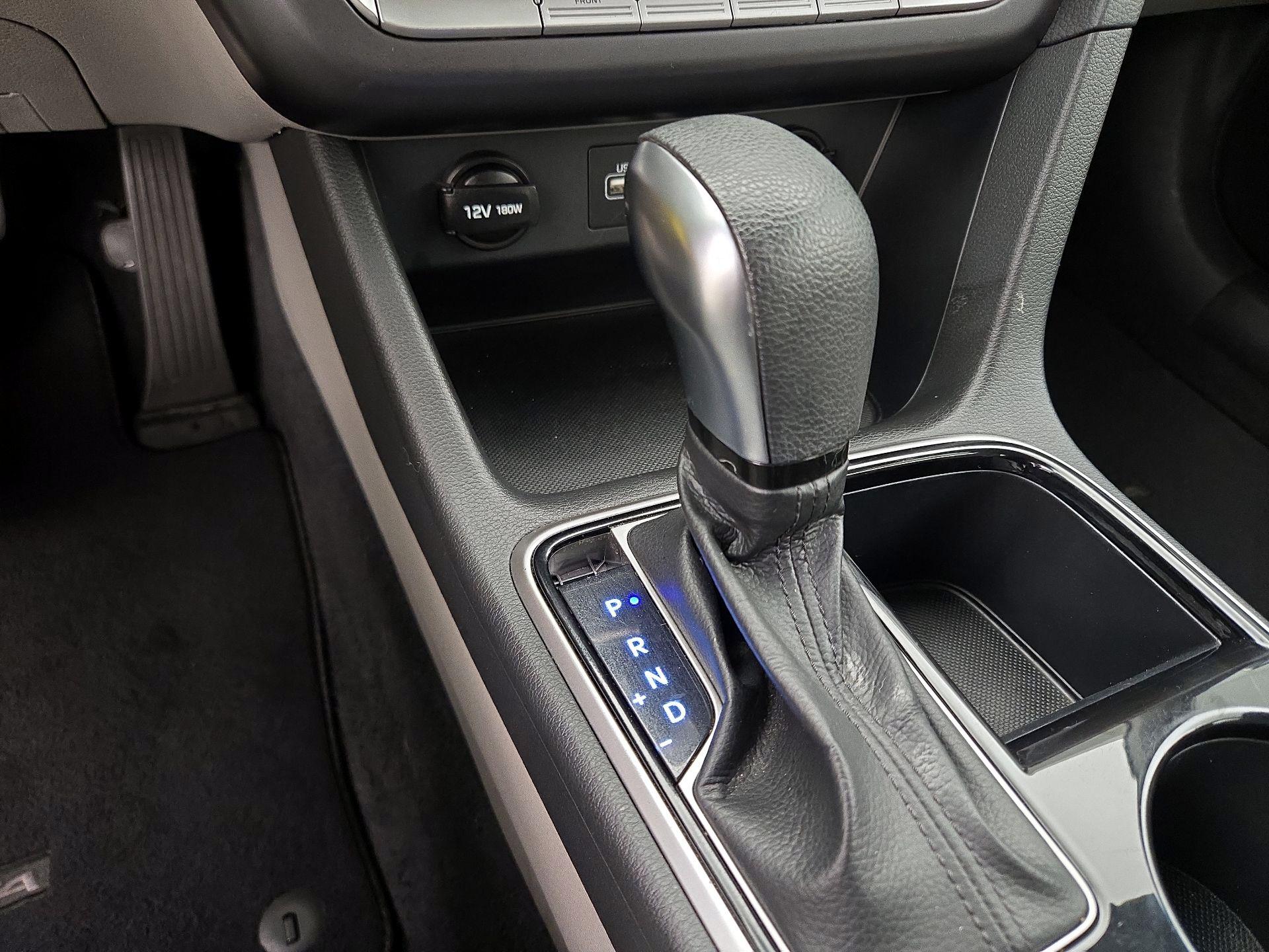 Thumbnail: 2019 Hyundai Sonata - 17