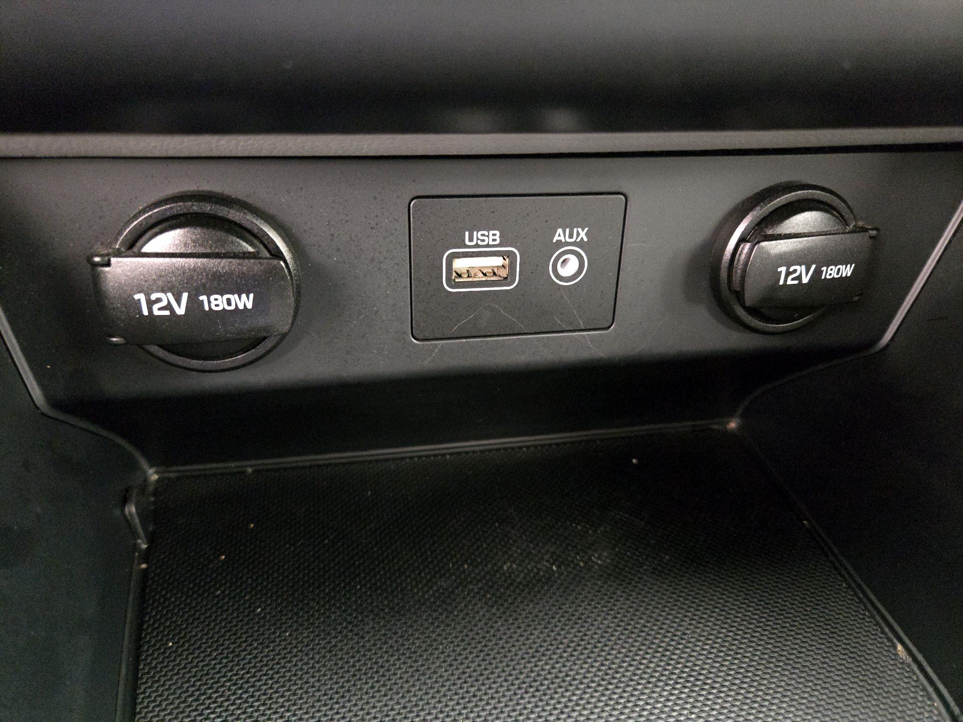 Thumbnail: 2019 Hyundai Sonata - 18