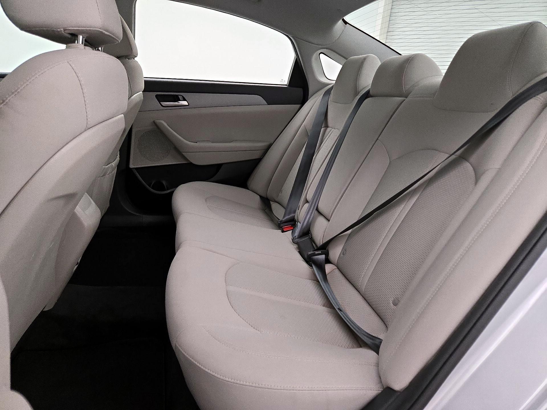 Thumbnail: 2019 Hyundai Sonata - 19