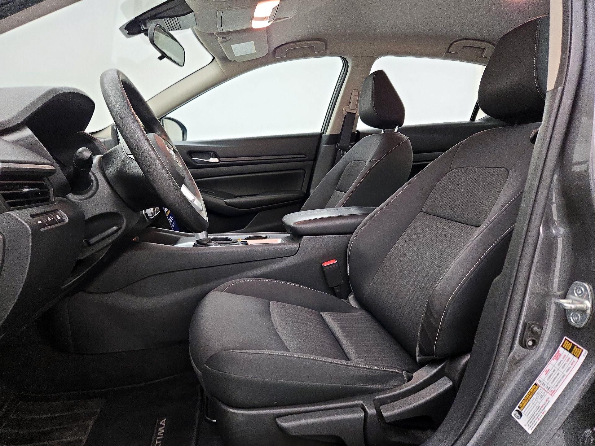 Thumbnail: 2021 Nissan Altima - 11