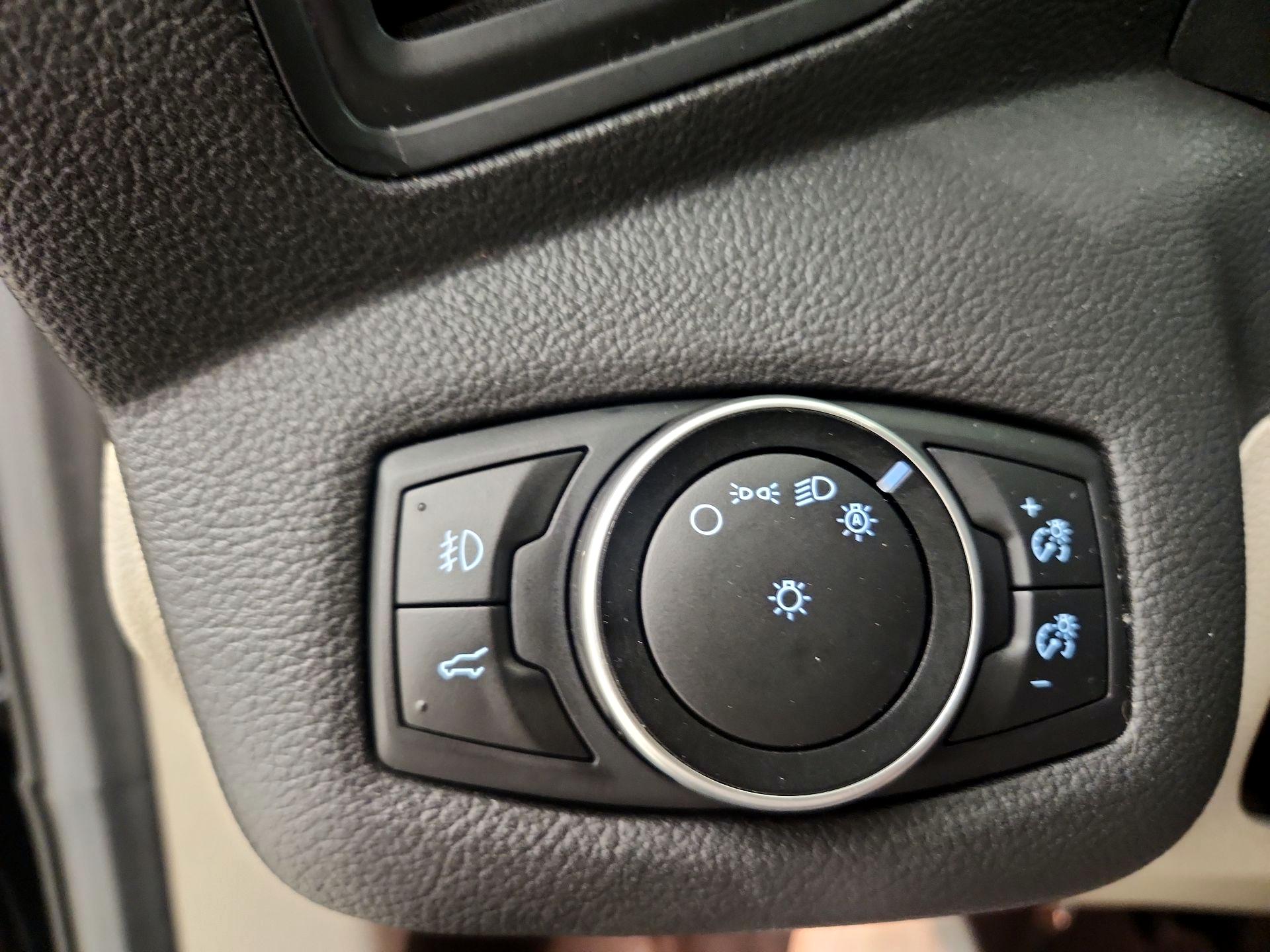 Thumbnail: 2017 Ford Escape - 13