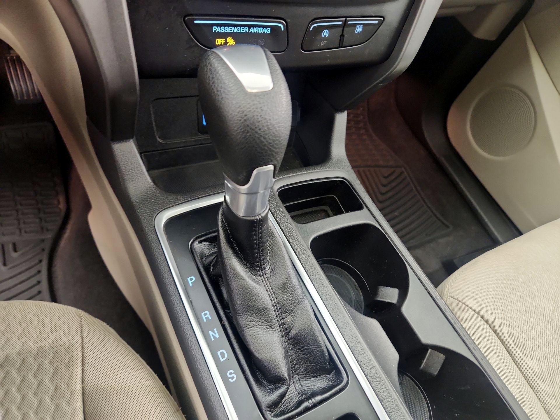 Thumbnail: 2017 Ford Escape - 17