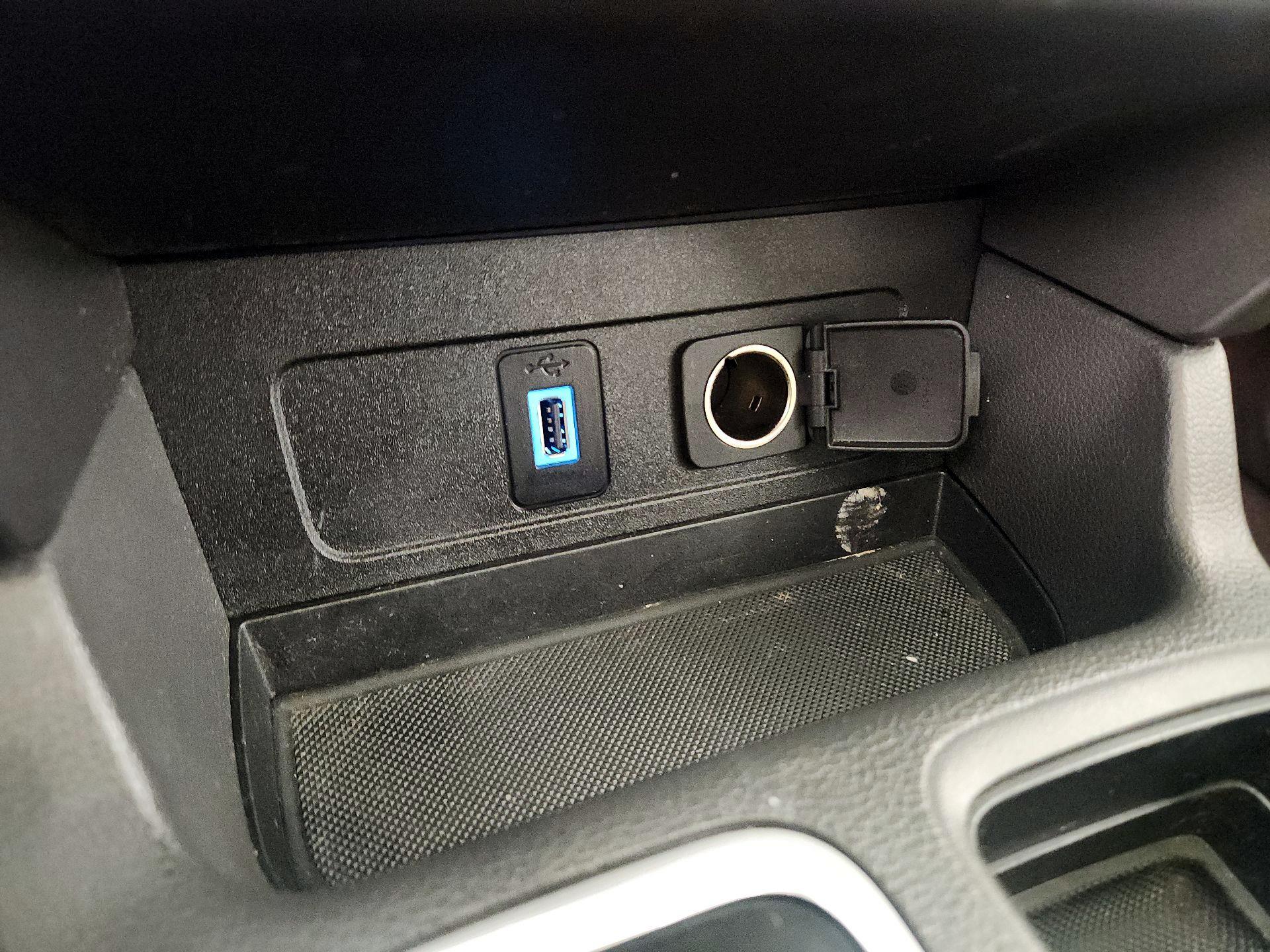 Thumbnail: 2017 Ford Escape - 18