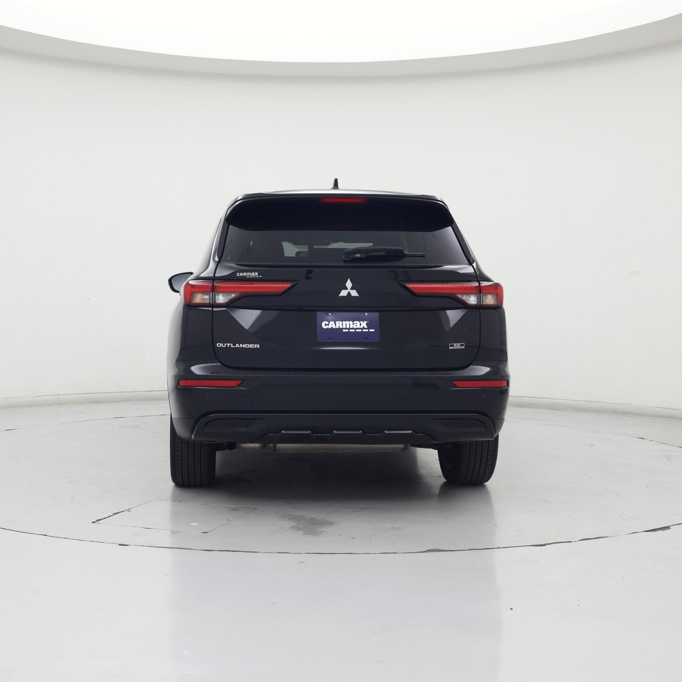 Thumbnail: 2024 Mitsubishi Outlander - 6