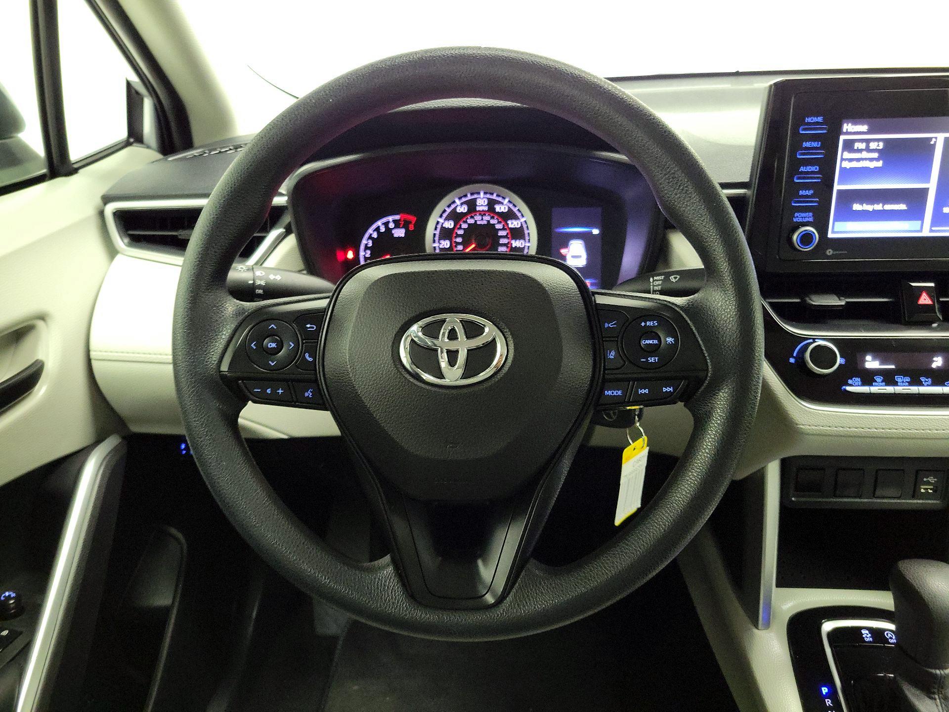 Thumbnail: 2022 Toyota Corolla Cross - 10