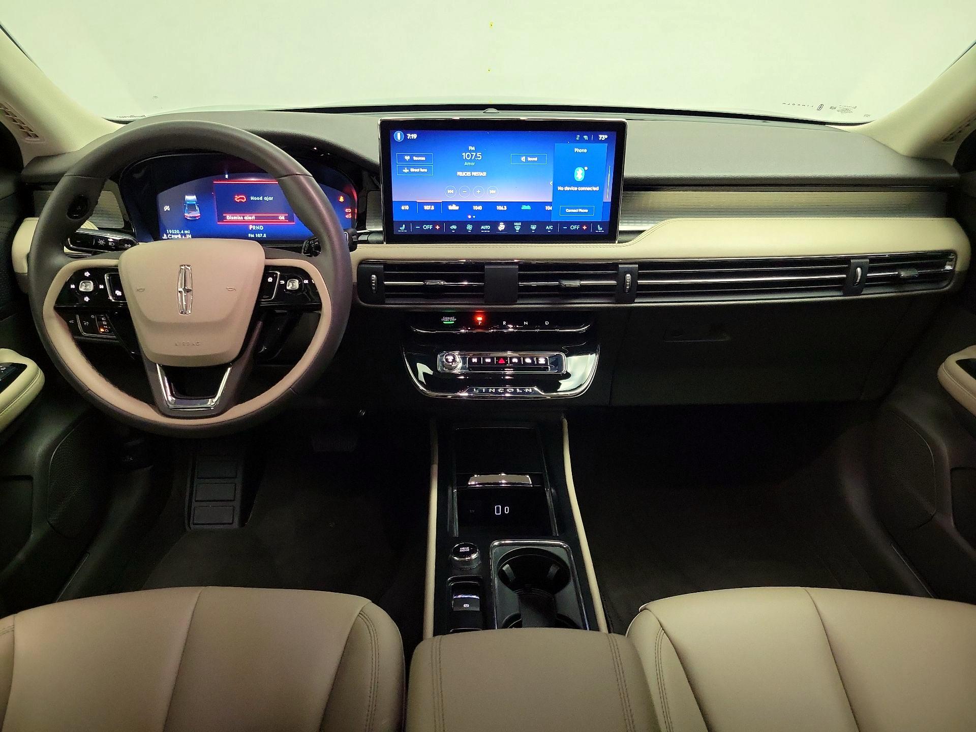 Thumbnail: 2024 Lincoln Corsair - 9