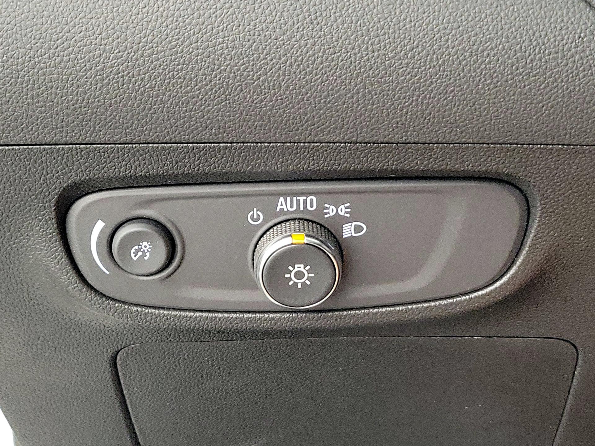 Thumbnail: 2024 Buick Encore GX - 13