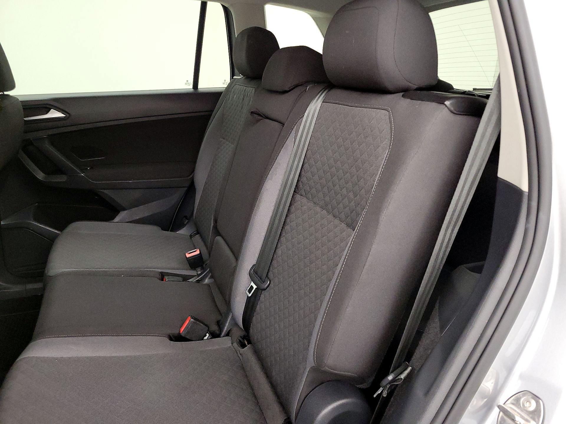 Thumbnail: 2020 Volkswagen Tiguan - 19