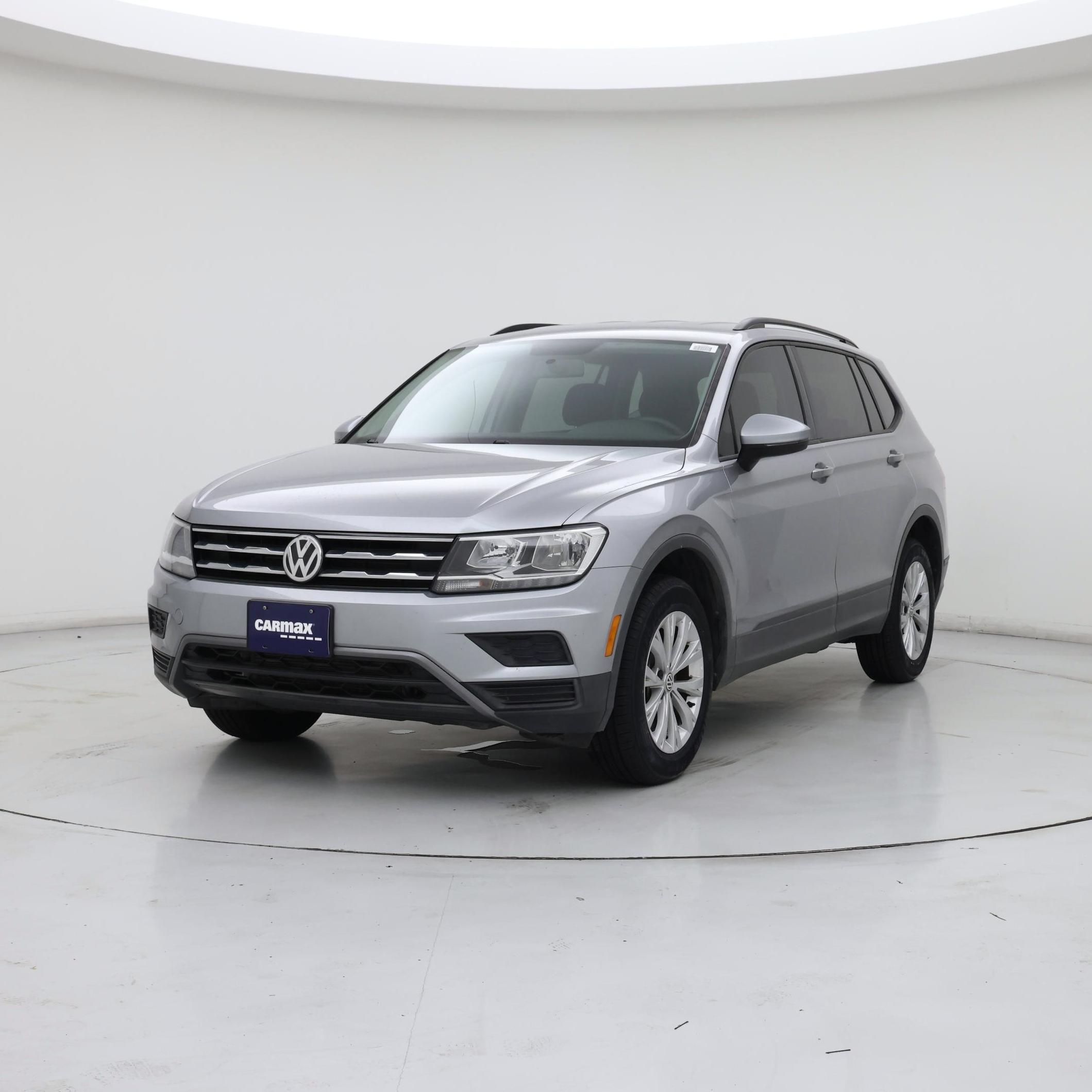 Thumbnail: 2020 Volkswagen Tiguan - 4