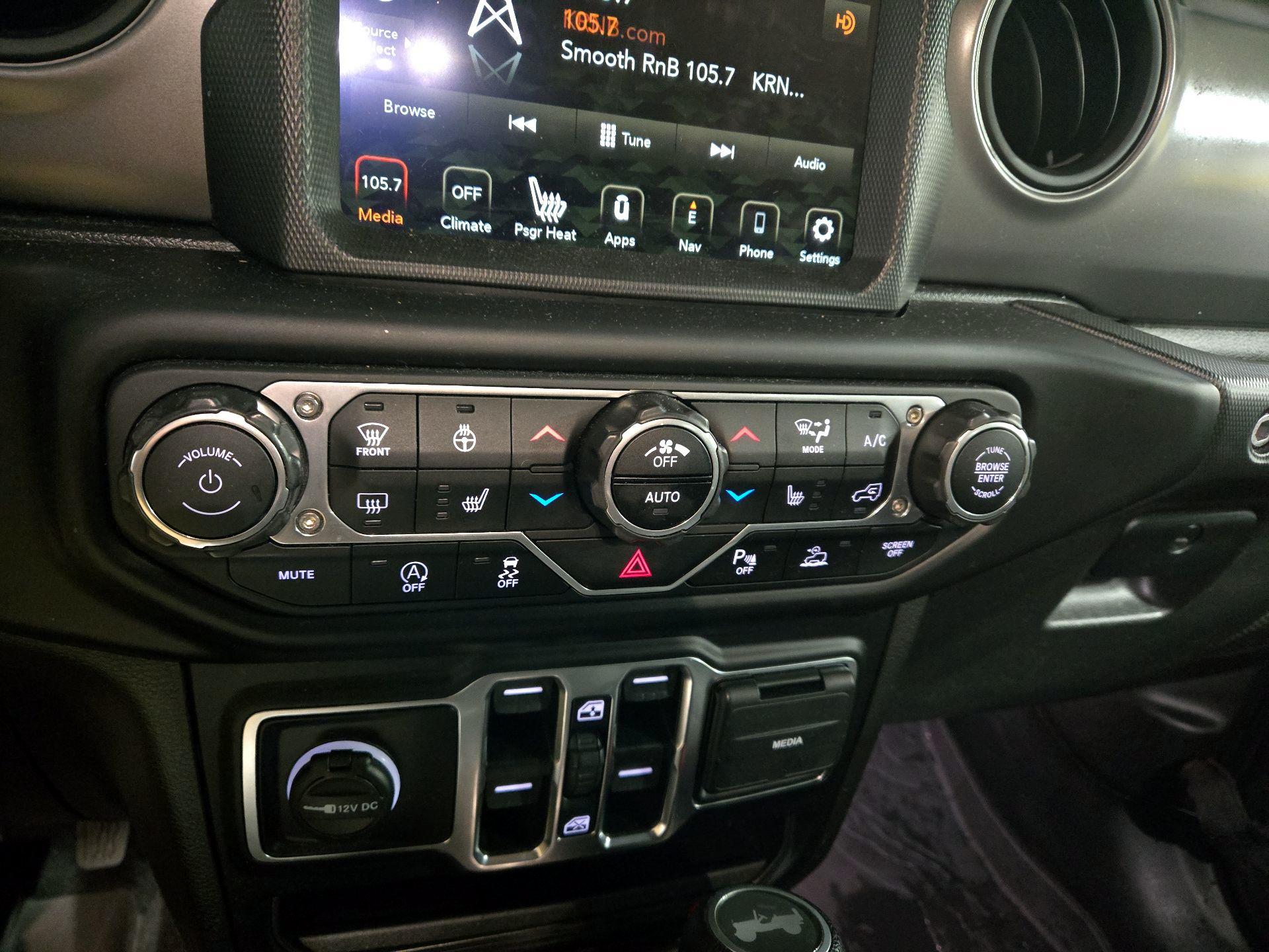 Thumbnail: 2021 Jeep Wrangler - 16