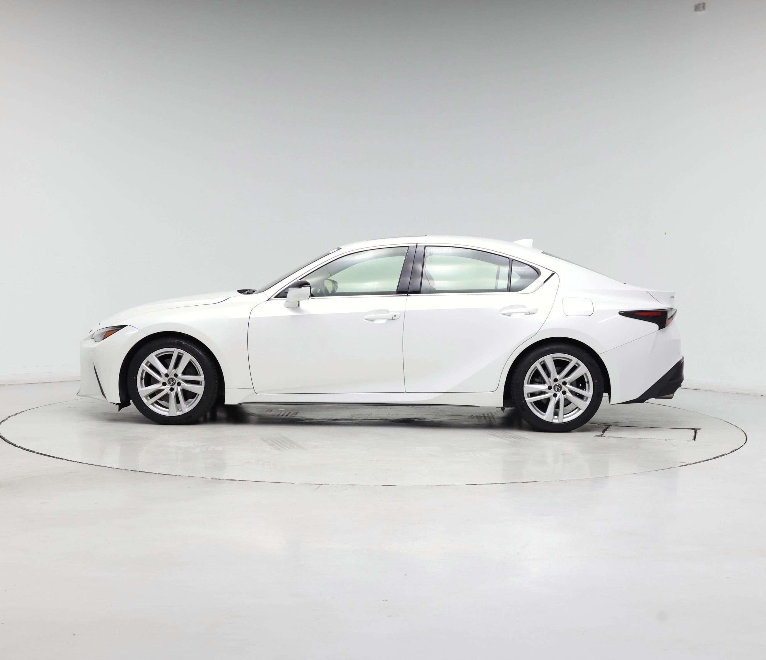 Thumbnail: 2023 Lexus IS - 3