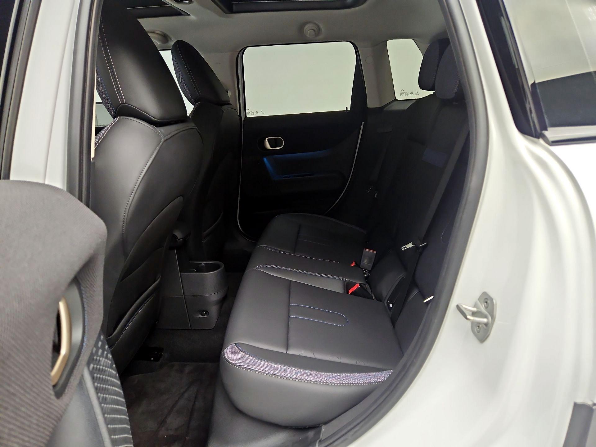 Thumbnail: 2025 MINI Cooper Hardtop - 19