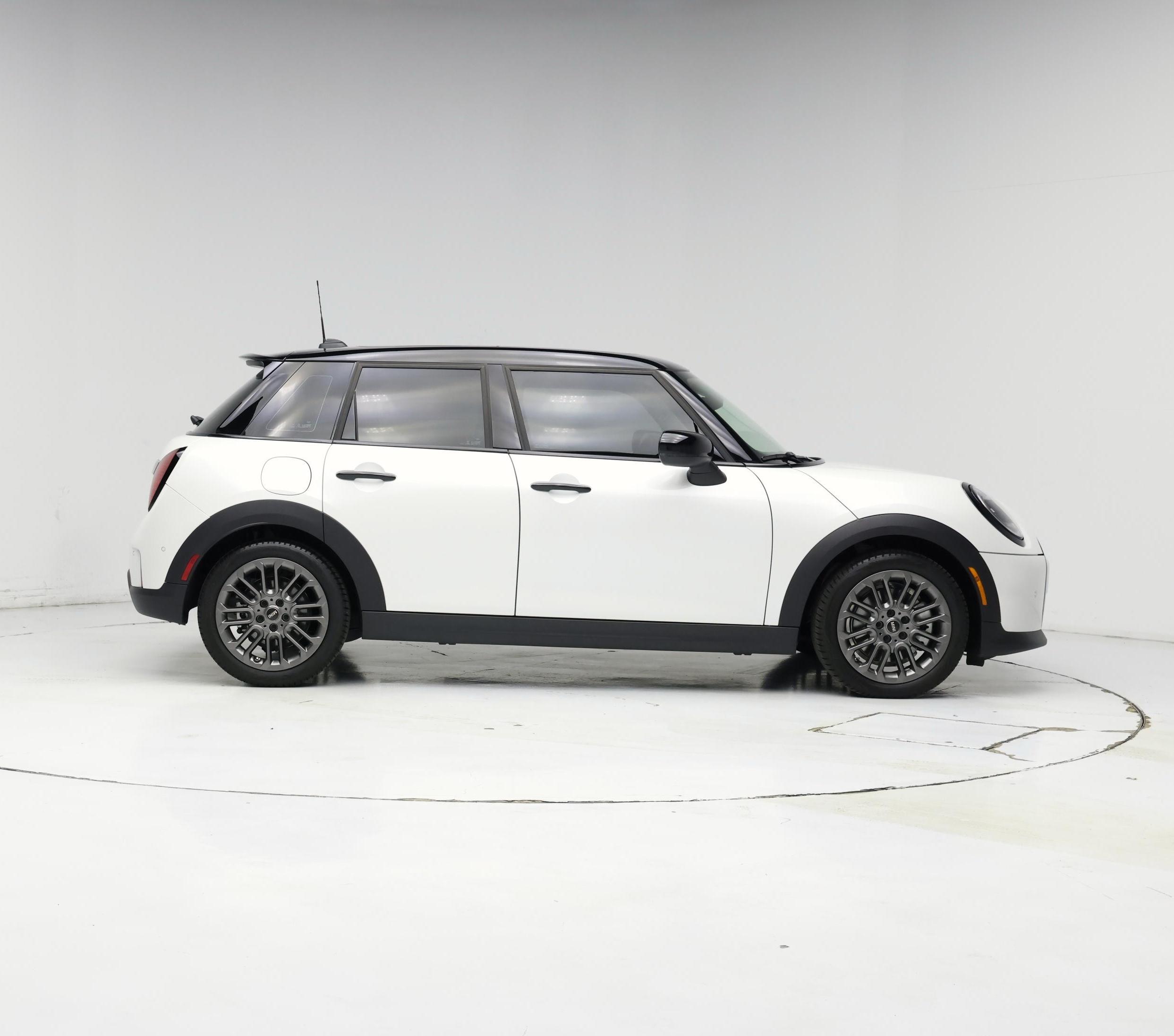 Thumbnail: 2025 MINI Cooper Hardtop - 7