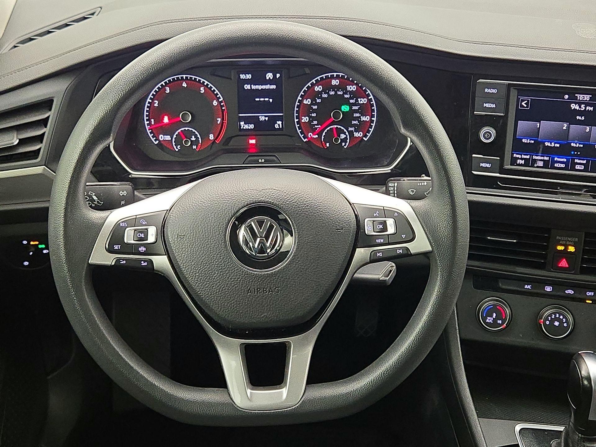 Thumbnail: 2020 Volkswagen Jetta - 10