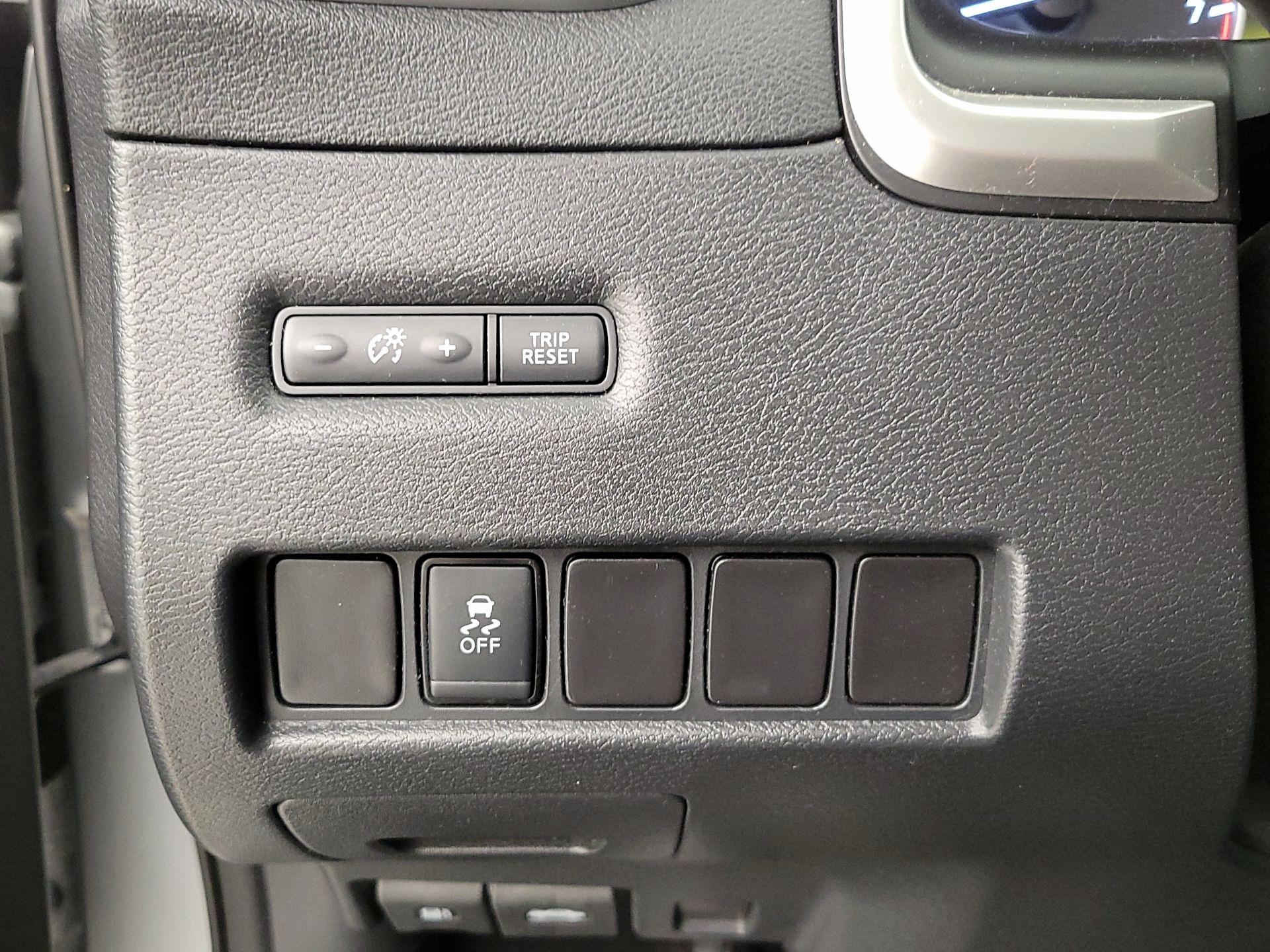 Thumbnail: 2017 Nissan Murano - 13