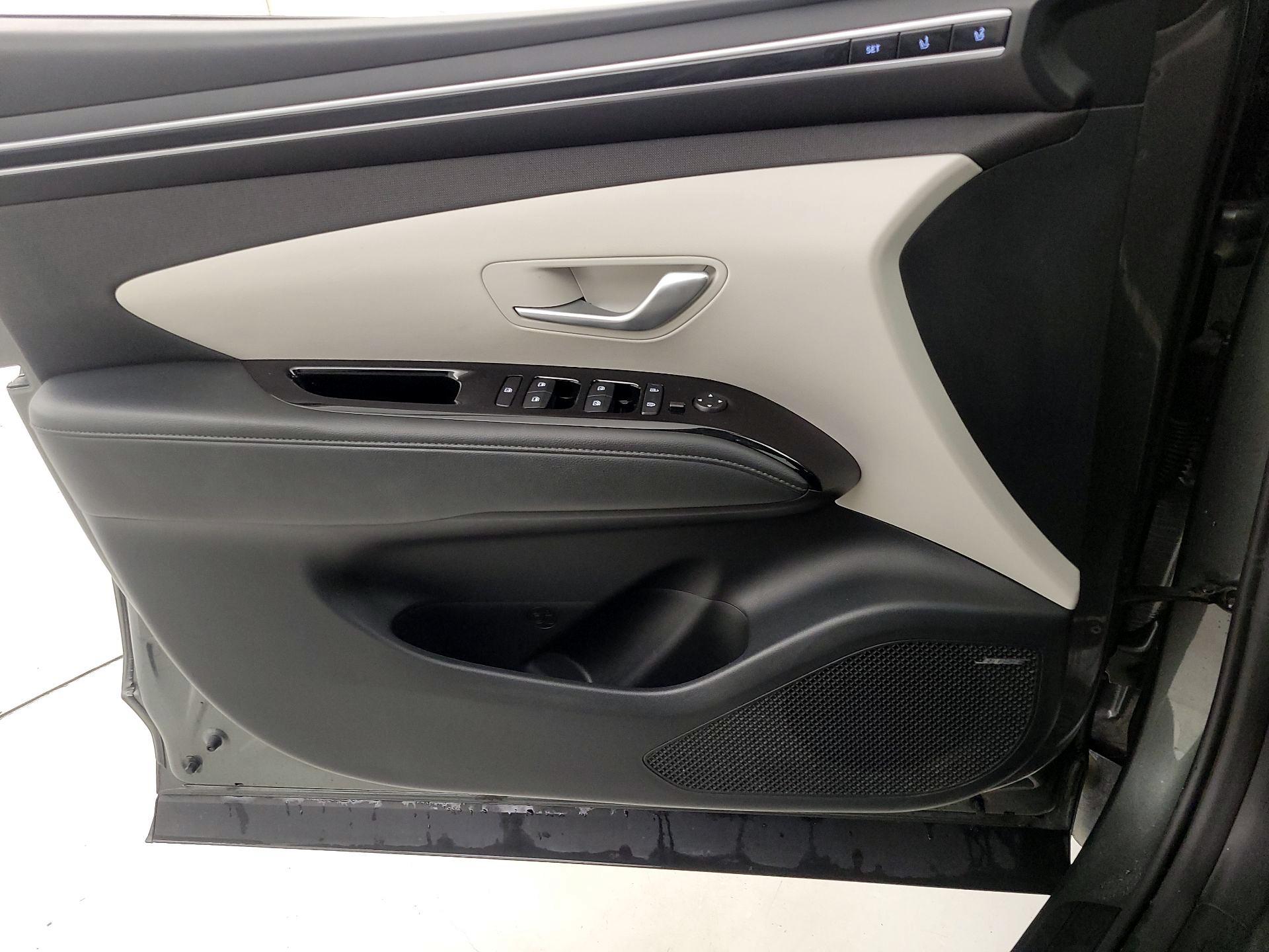 Thumbnail: 2022 Hyundai Tucson - 12