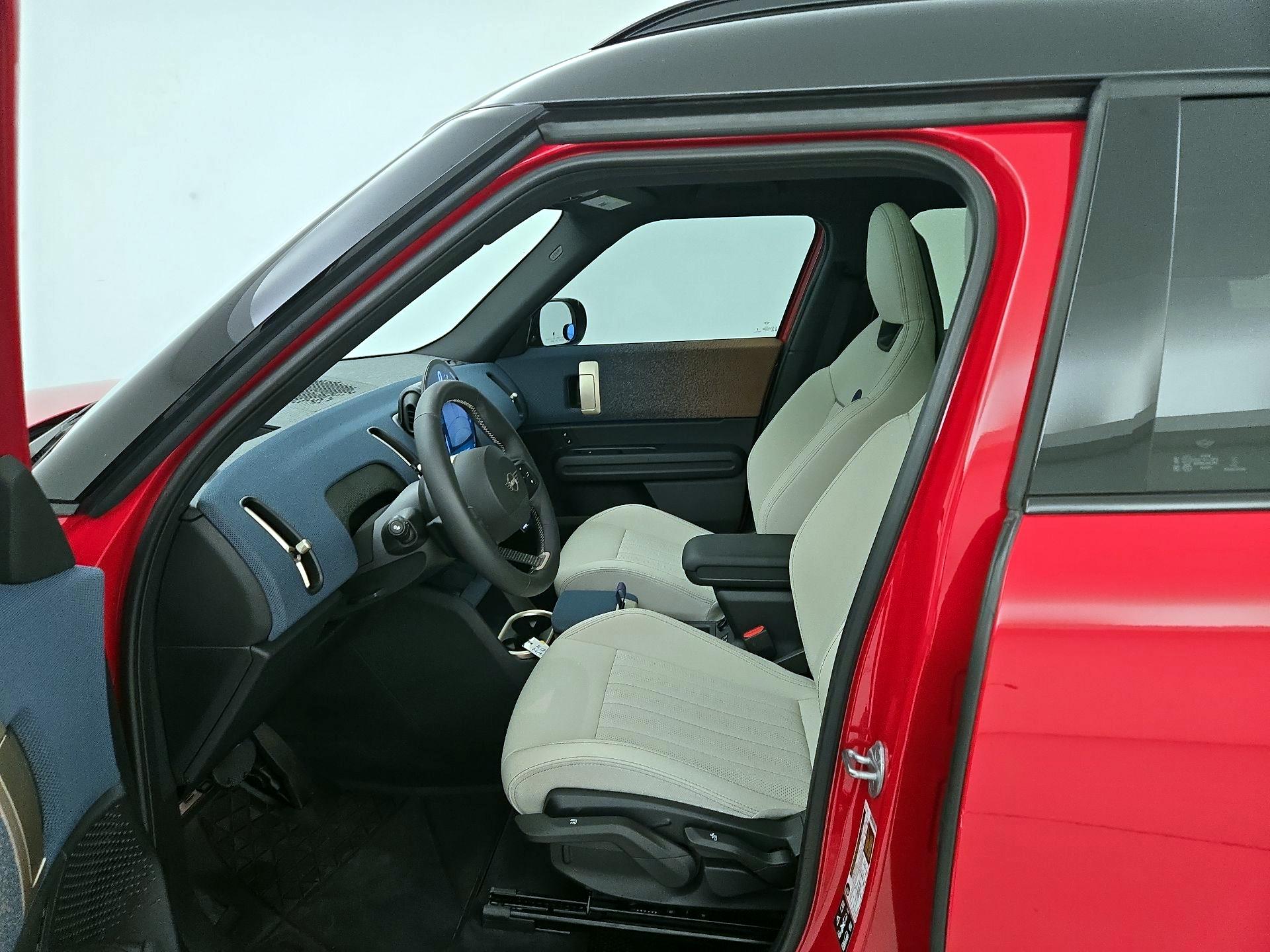 Thumbnail: 2025 MINI Cooper Countryman - 11